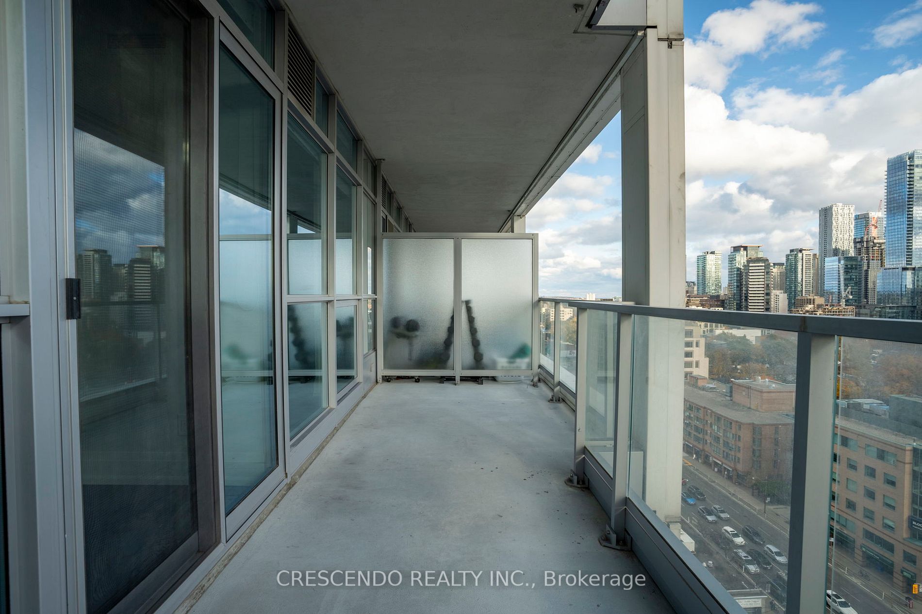 170 Avenue Rd, #1601