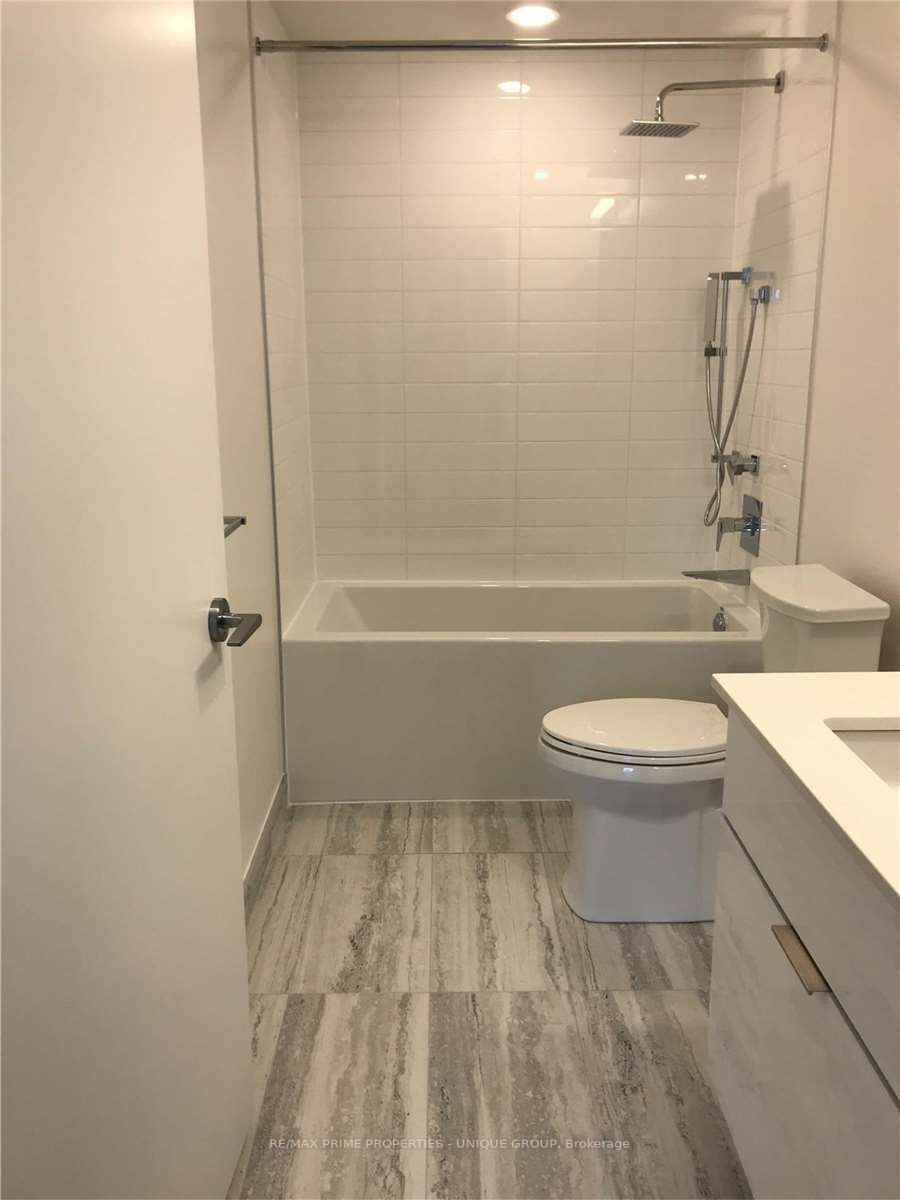 25 Richmond St E, #1405
