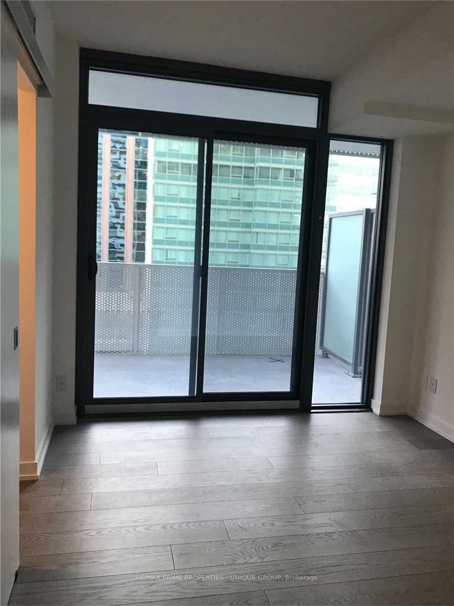 25 Richmond St E, #1405