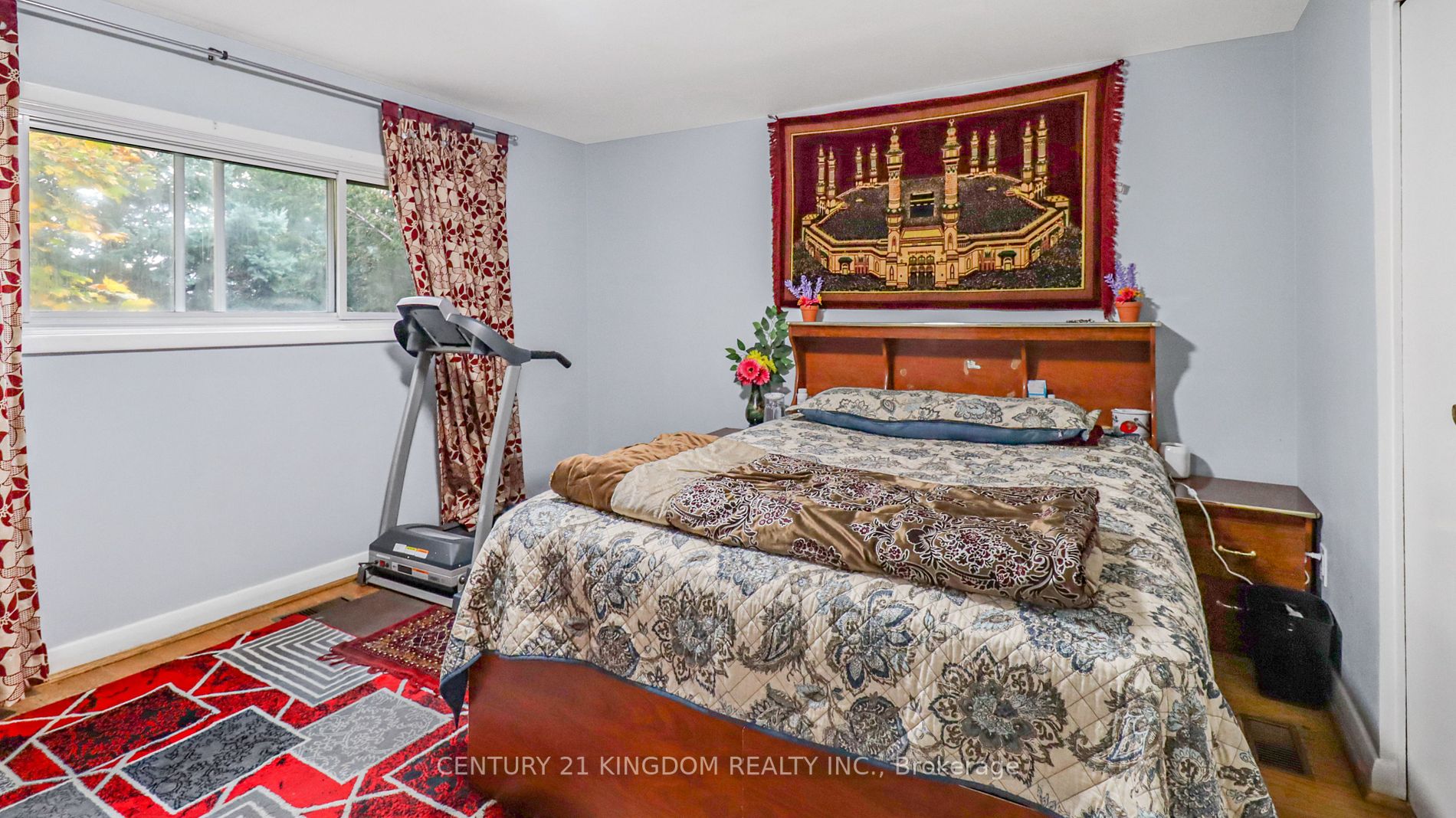 29 Cobham Cres