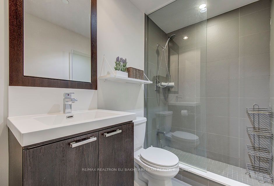 120 Harrison Garden Blvd, #736