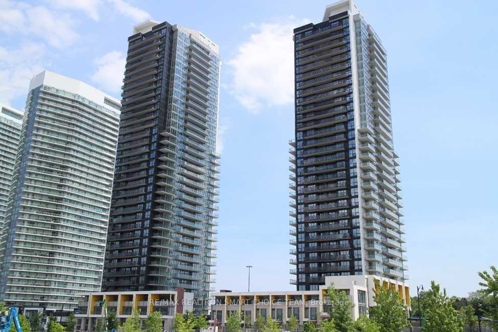 95 Mcmahon Dr, #602
