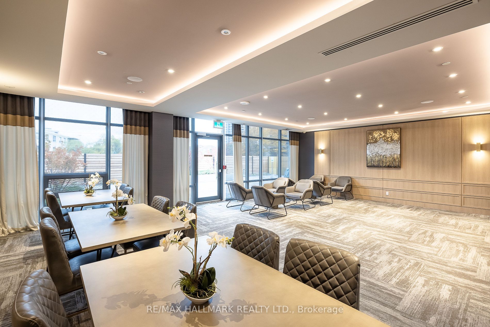 621 Sheppard Ave E, #118