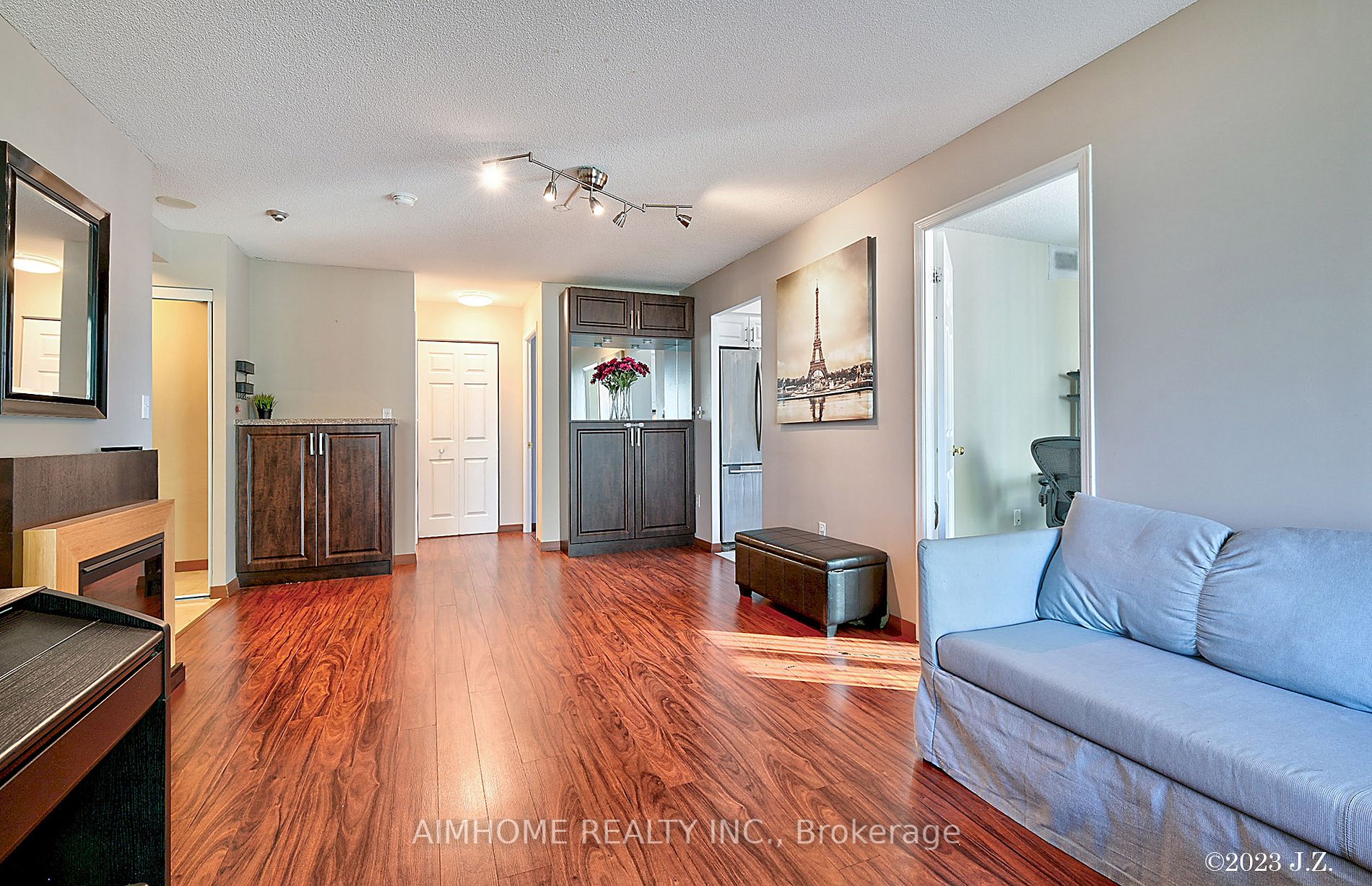 3 Pemberton Ave, #803
