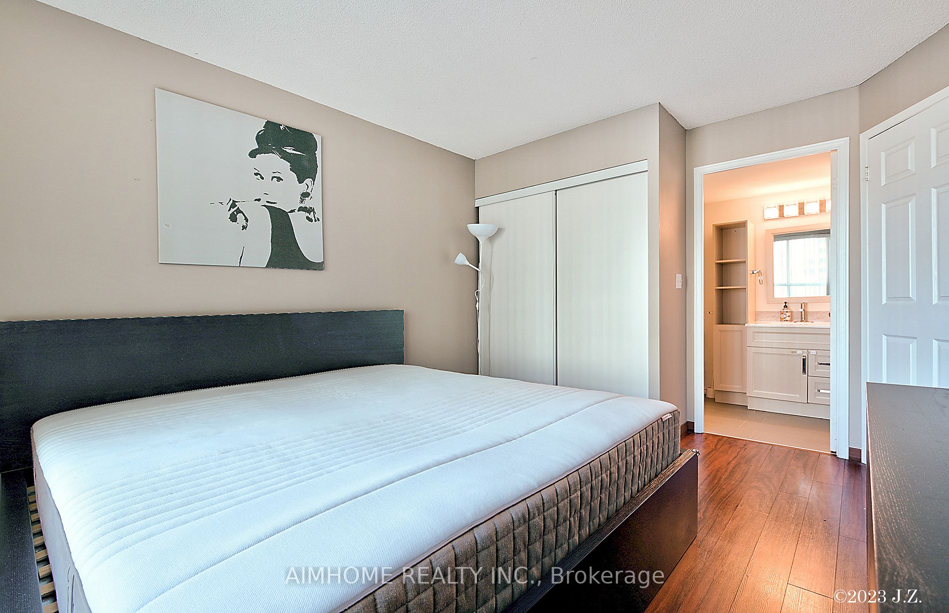 3 Pemberton Ave, #803
