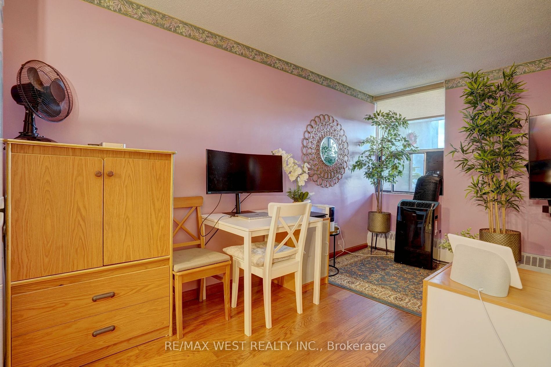 25 Sunrise Ave, #Ph07