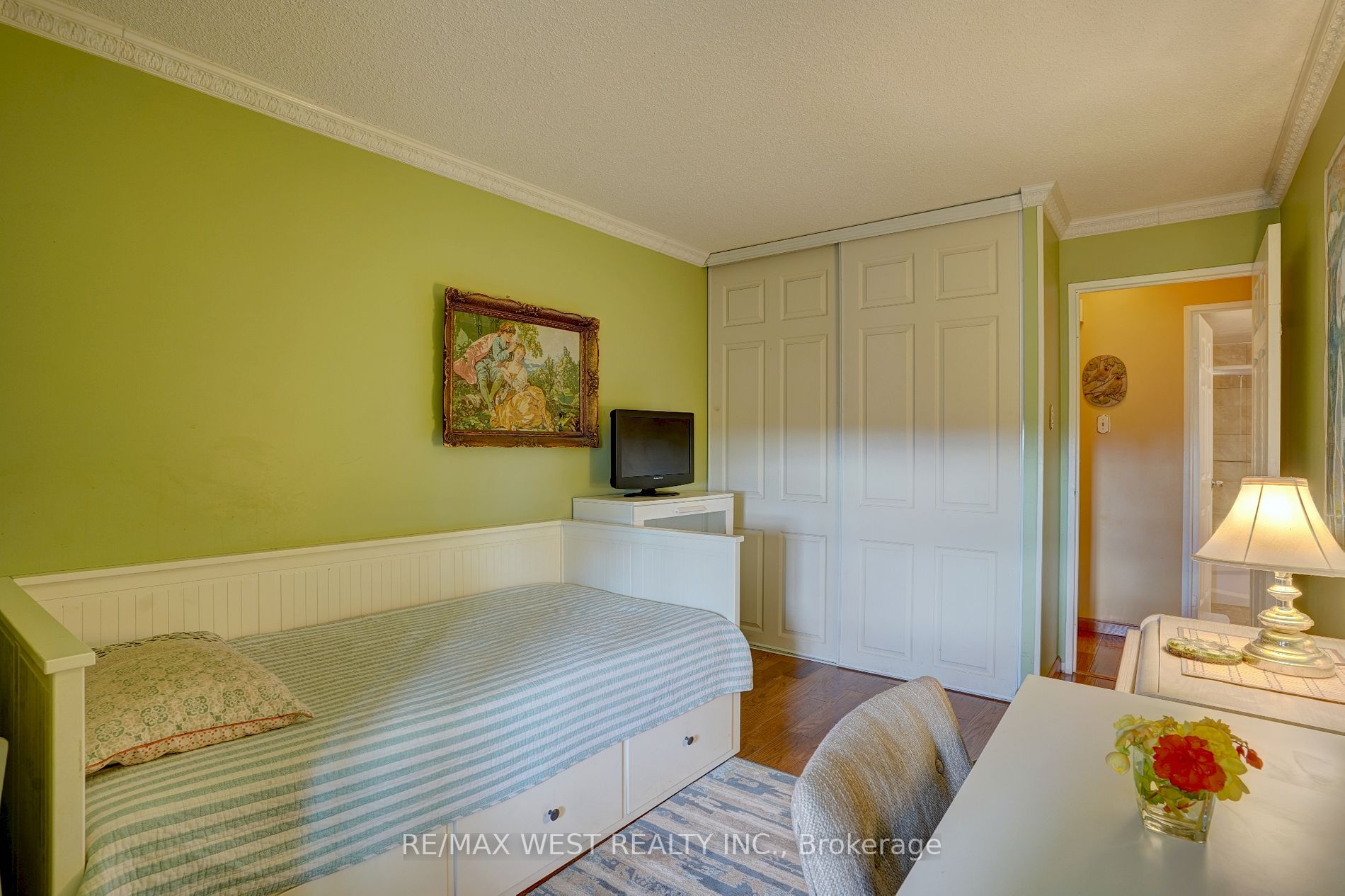 25 Sunrise Ave, #Ph07