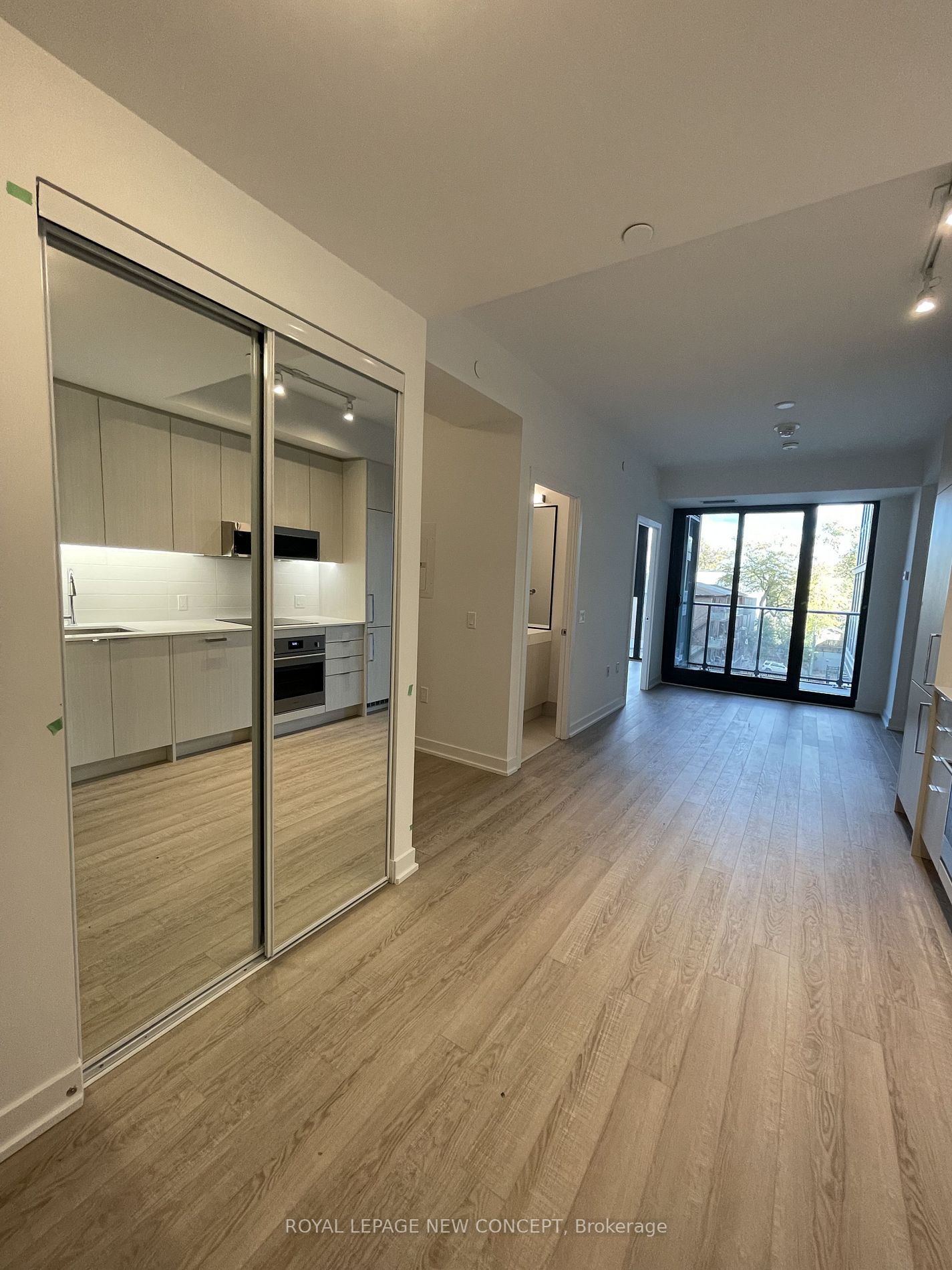 250 Lawrence Ave W, #325