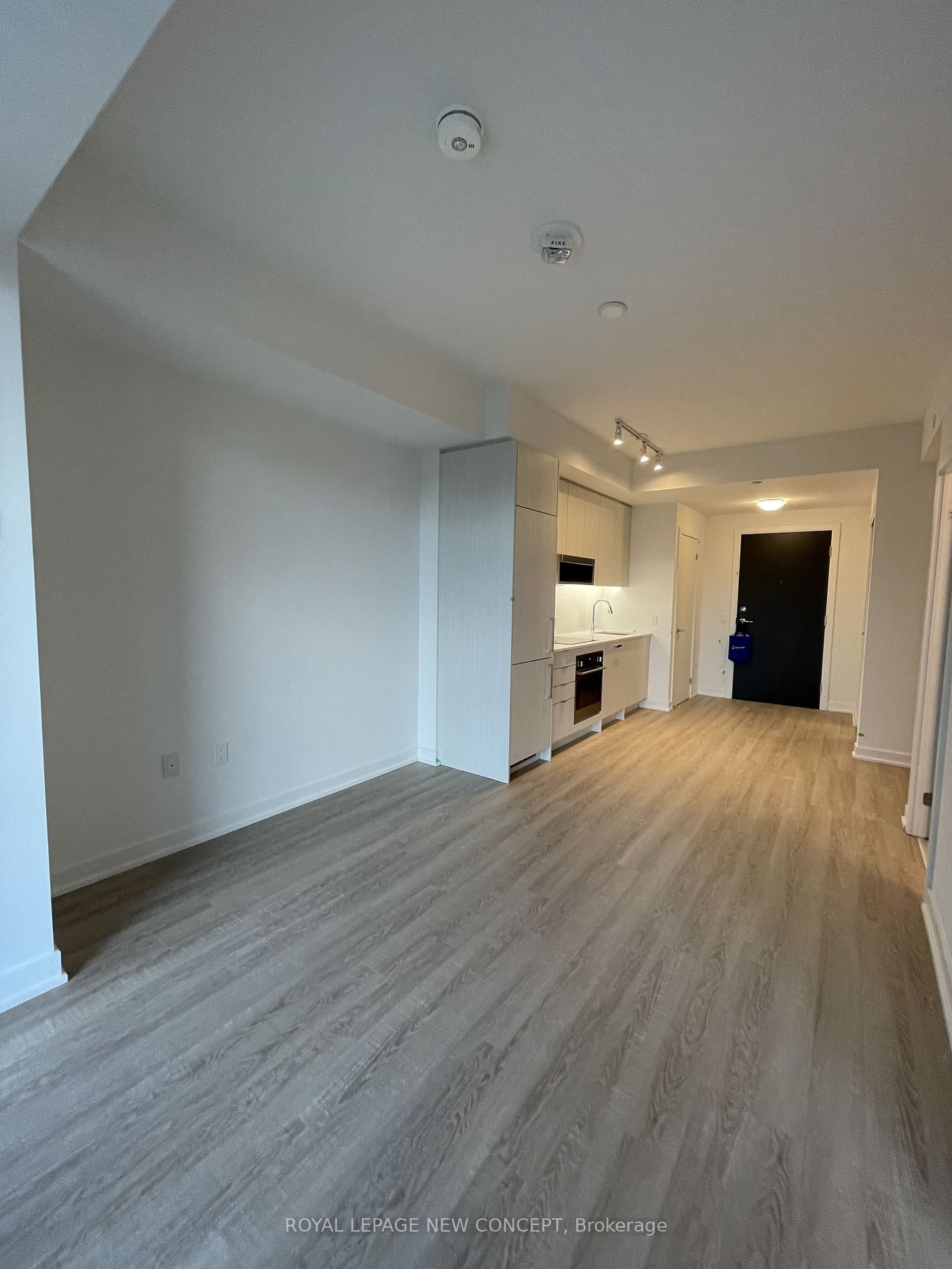 250 Lawrence Ave W, #325