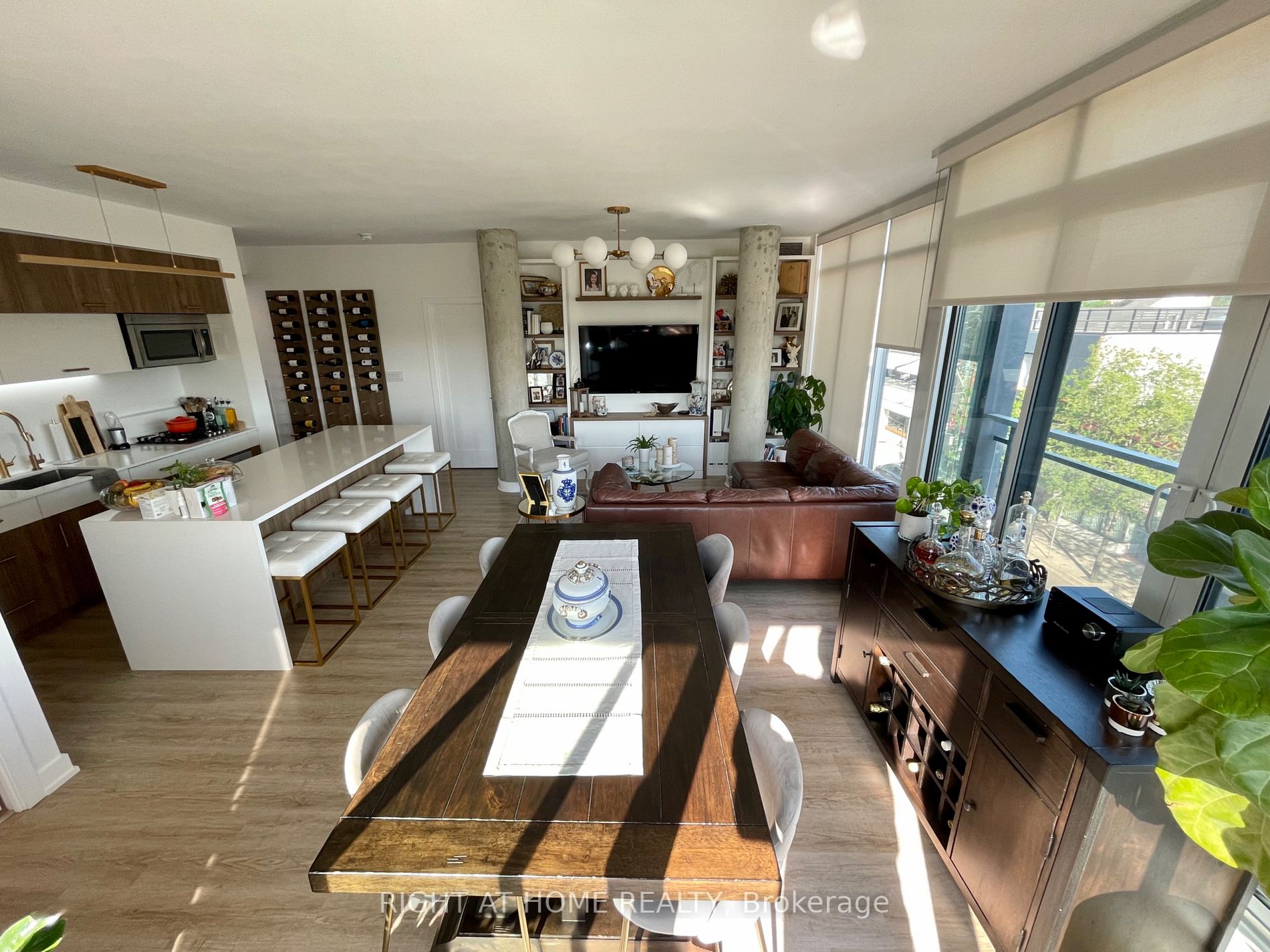 205 Manning Ave, #310