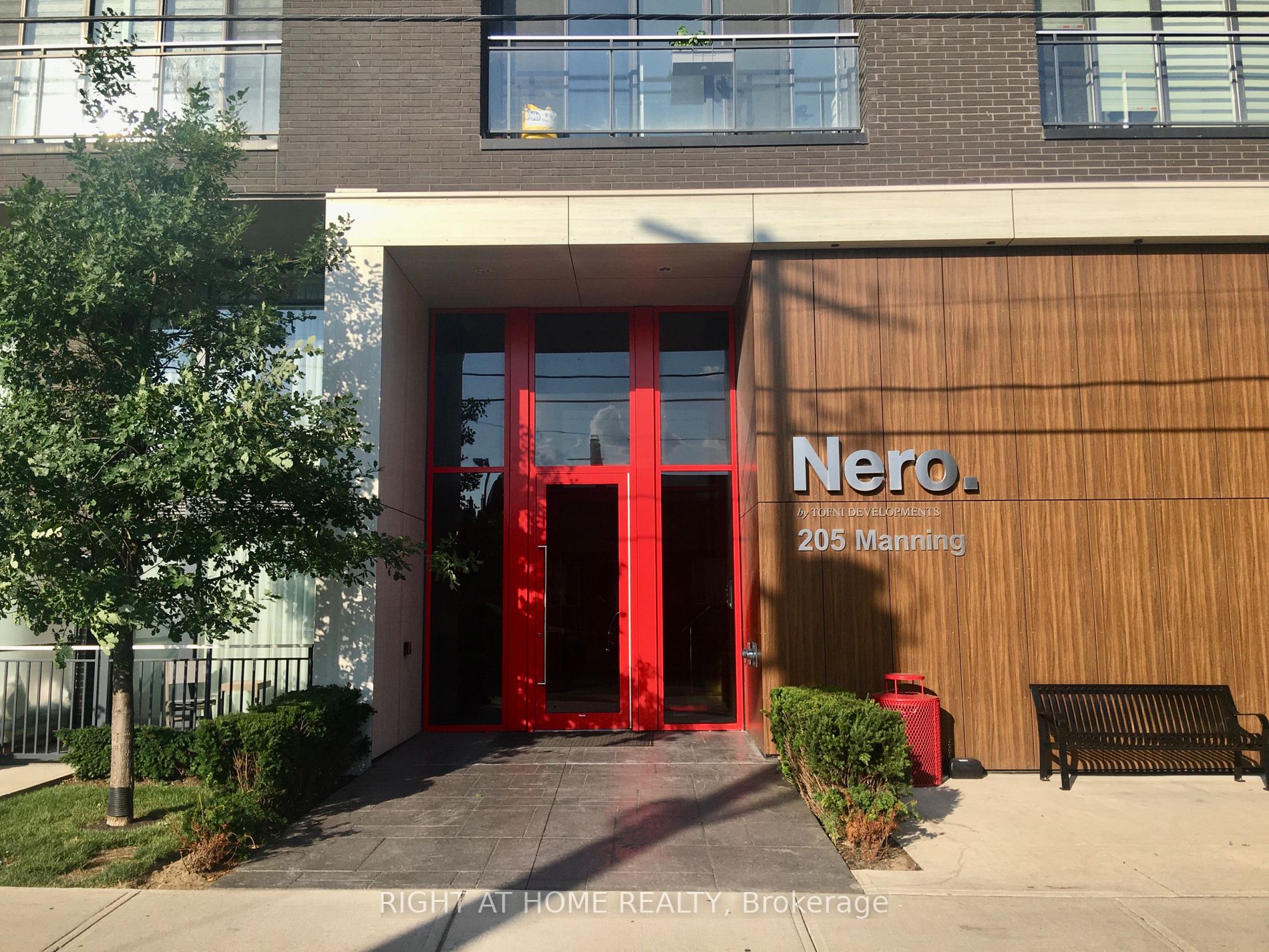 205 Manning Ave, #310