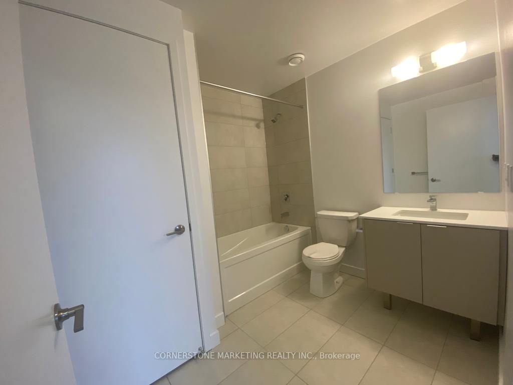 8 Tippett Rd, #1509