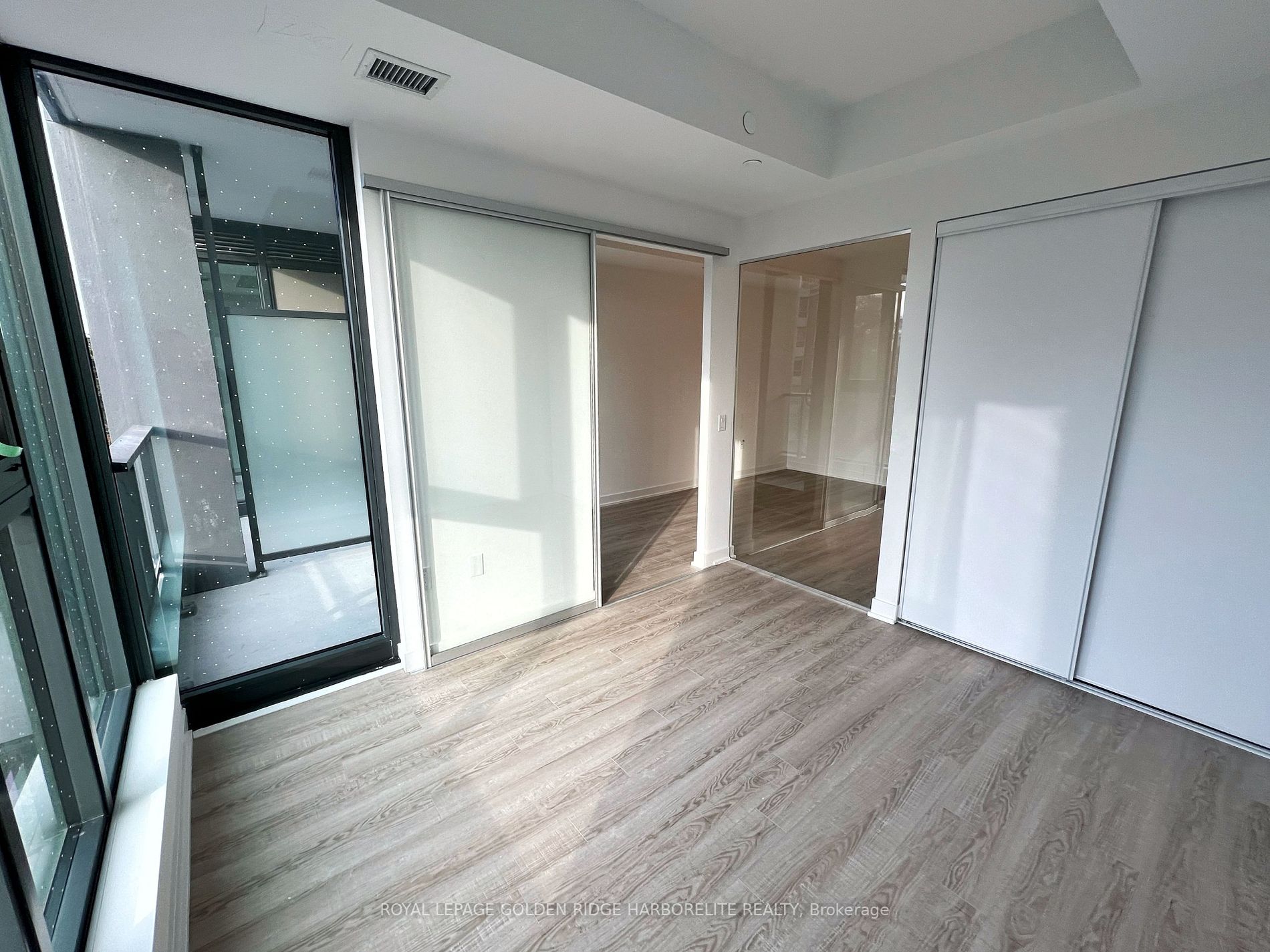 250 Lawrence Ave W, #413