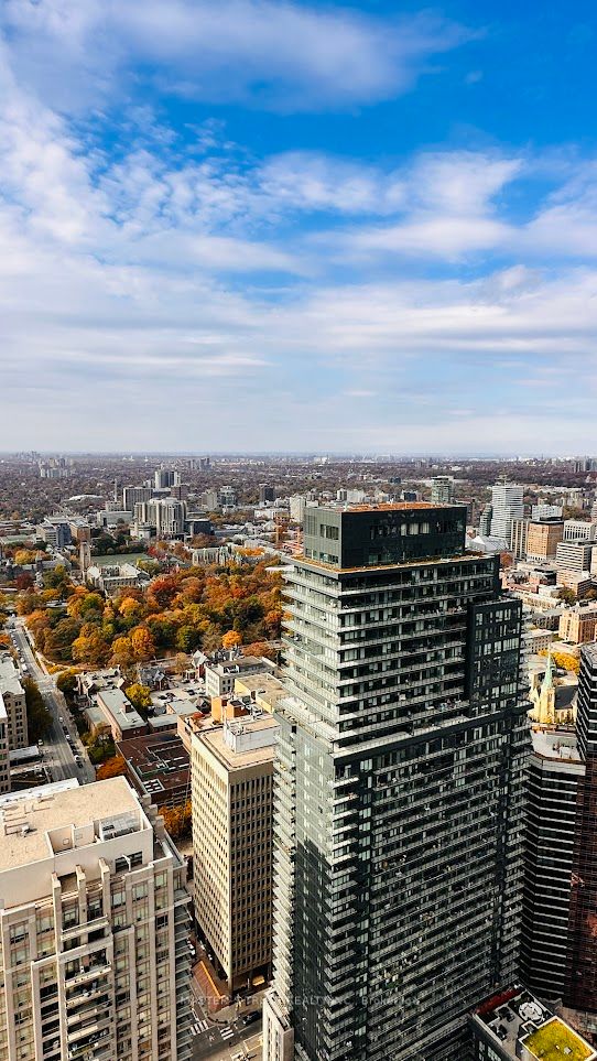 11 Wellesley St W, #5005