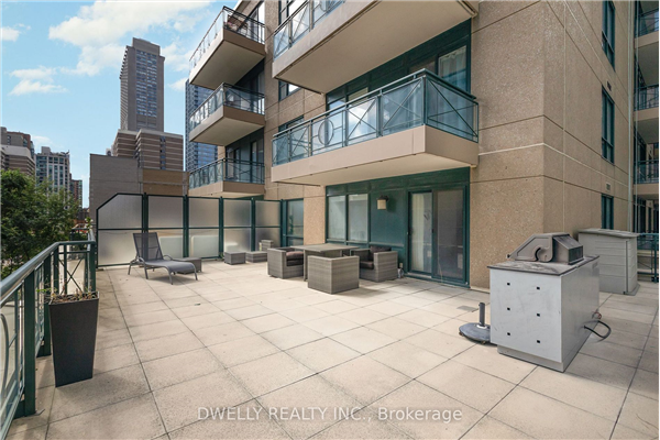 35 Hayden St, Toronto
