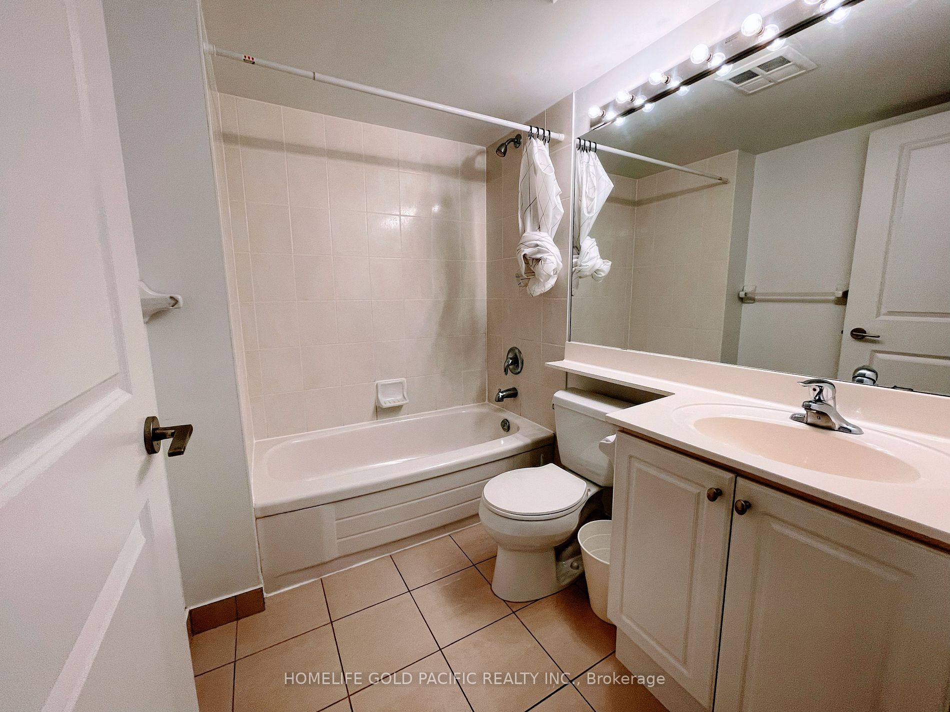 4968 Yonge St, #1706