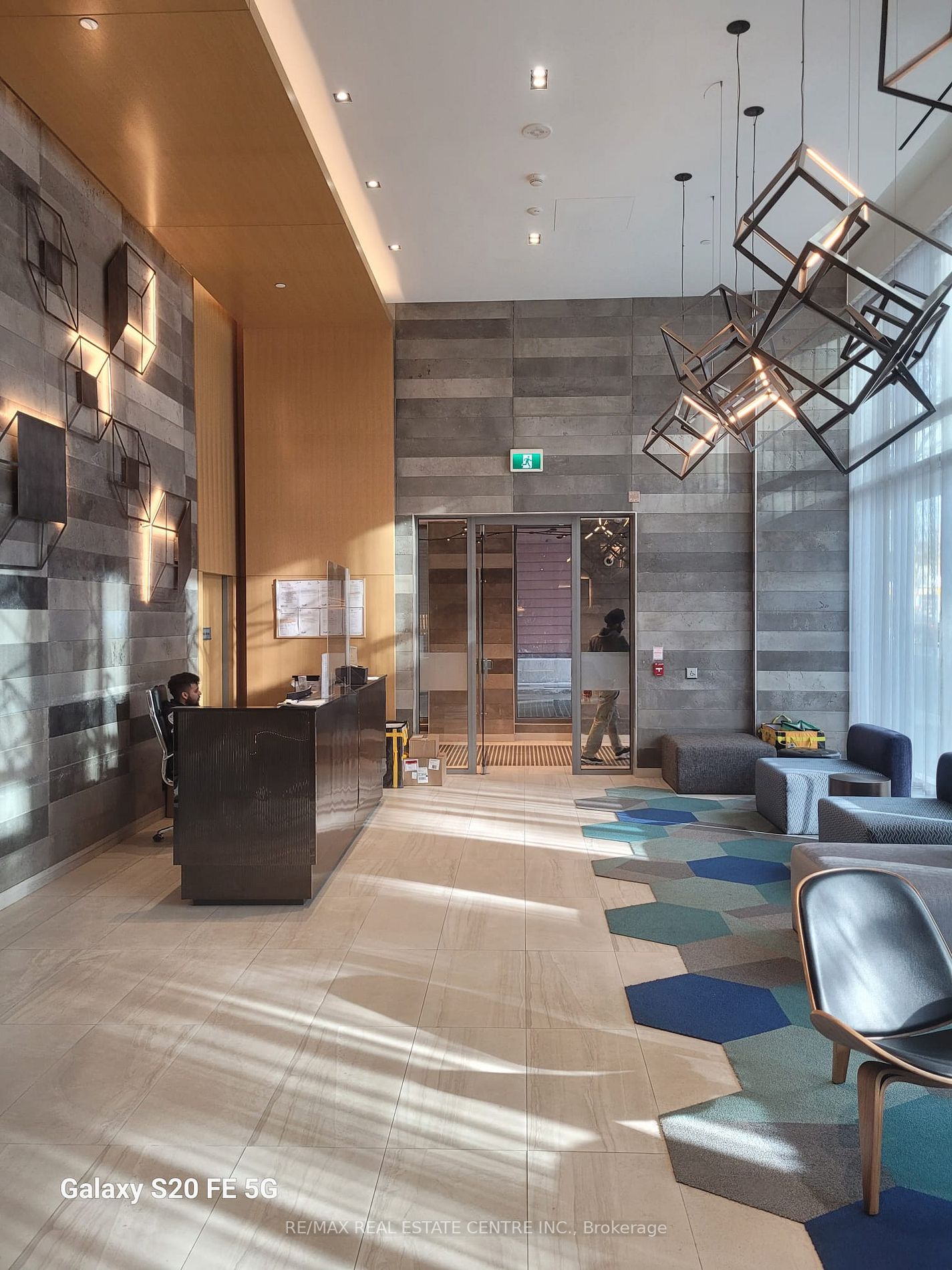 120 Parliament St, #817