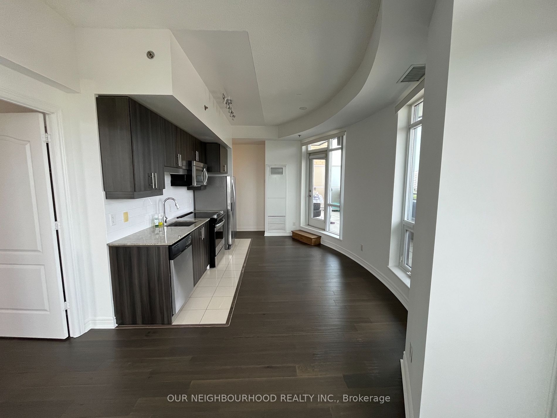 2756 Old Leslie St, #1016