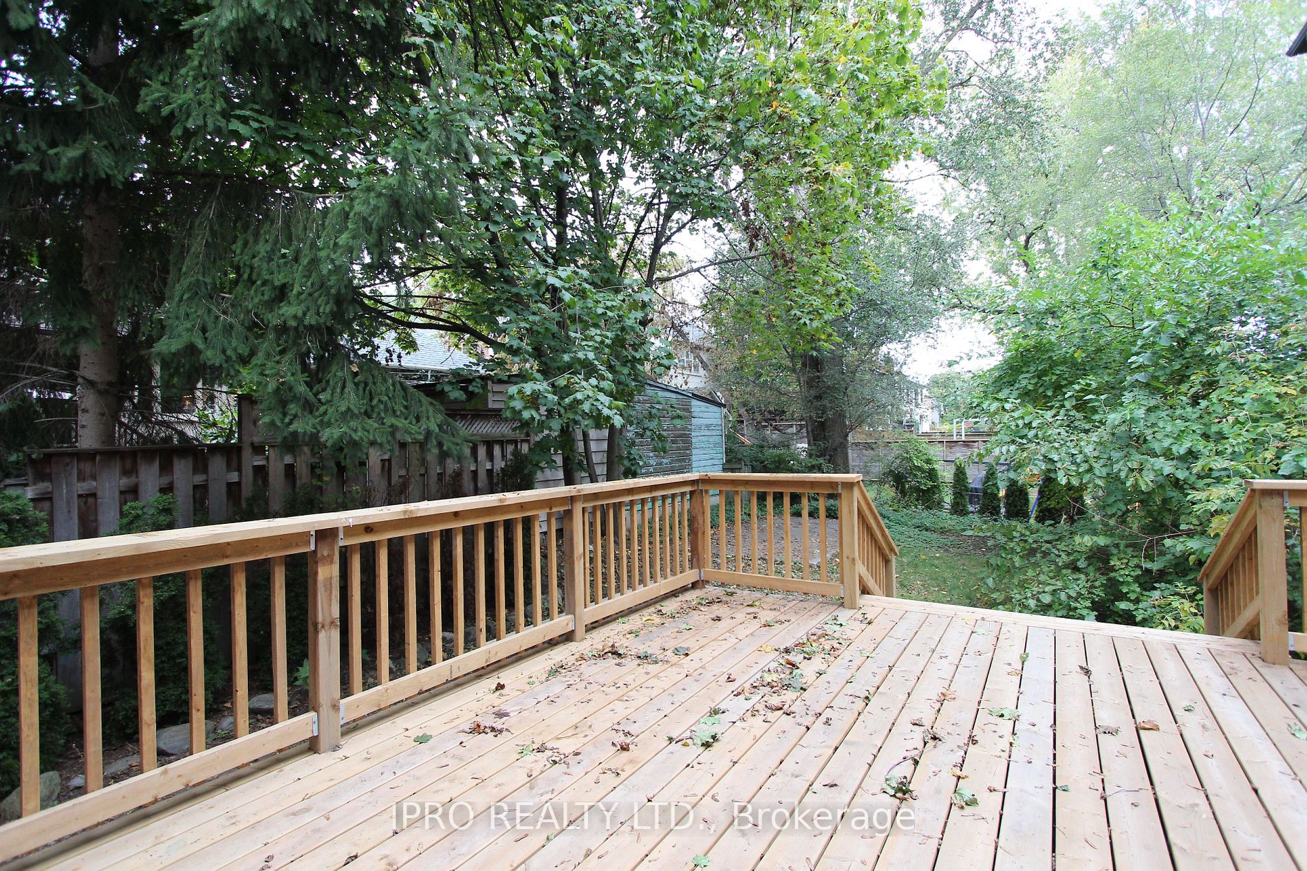 182 Mcrae Dr