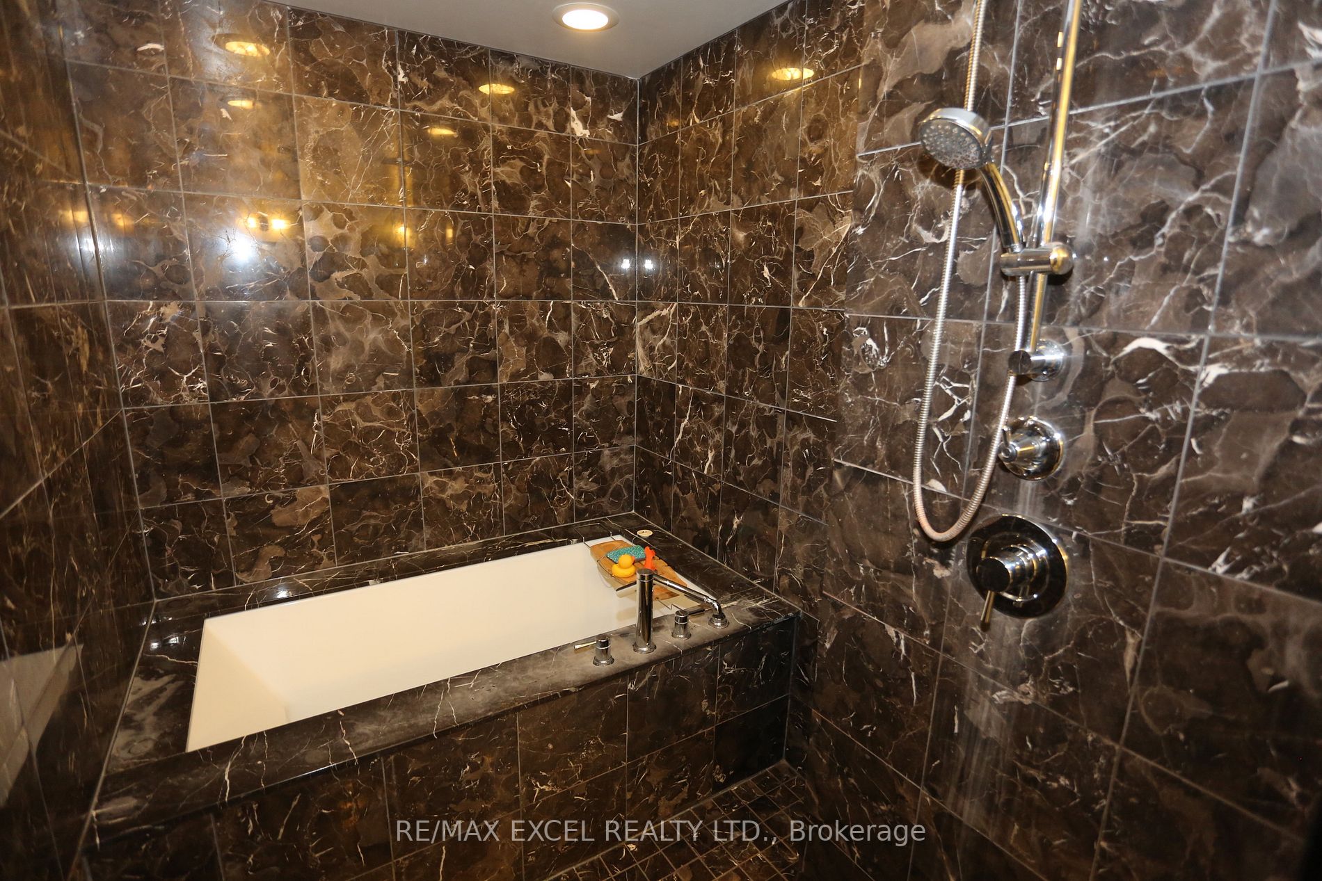 88 Sheppard Ave E, #Th12