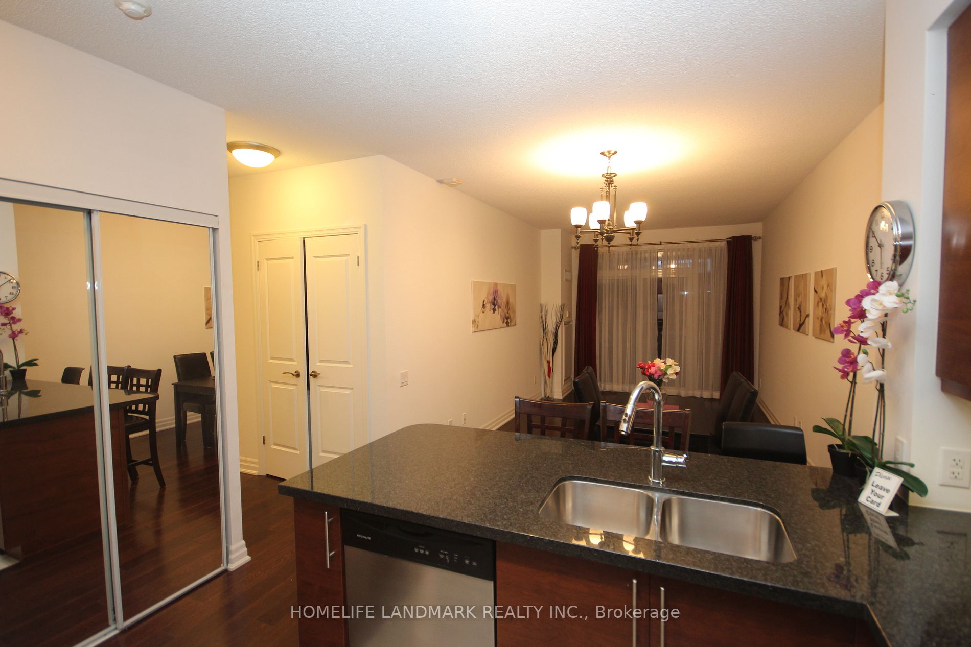 17 Ruddington Drive, #603