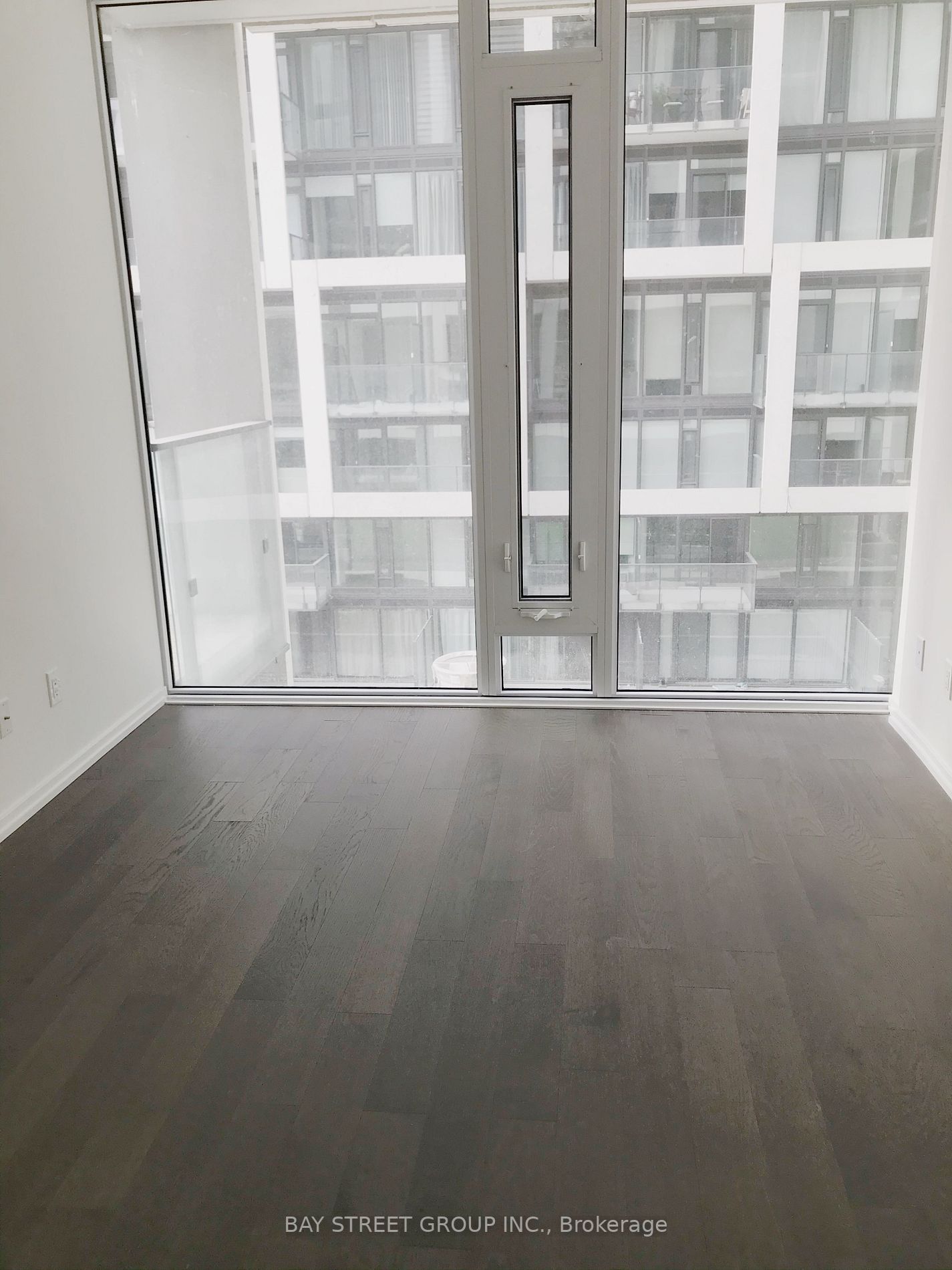 5 Soudan Ave, #902