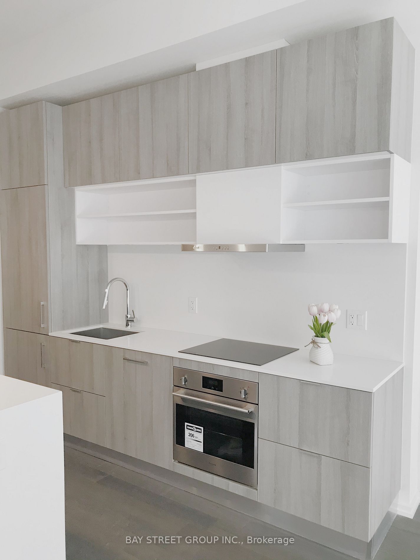 5 Soudan Ave, #902