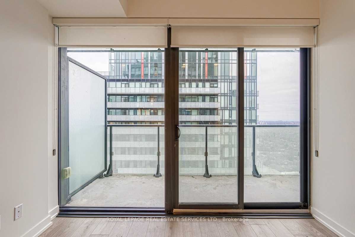 161 Roehampton Ave, #3707