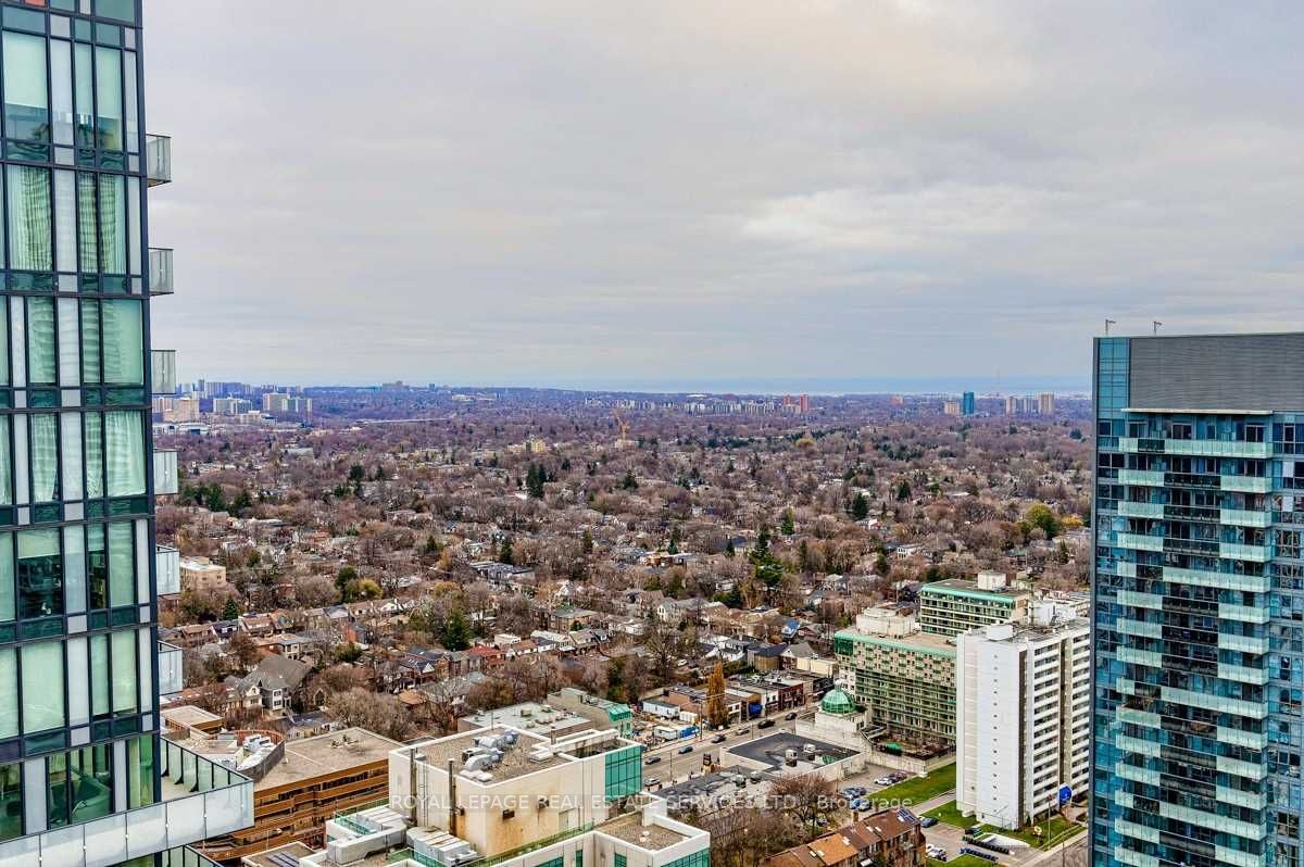 161 Roehampton Ave, #3707