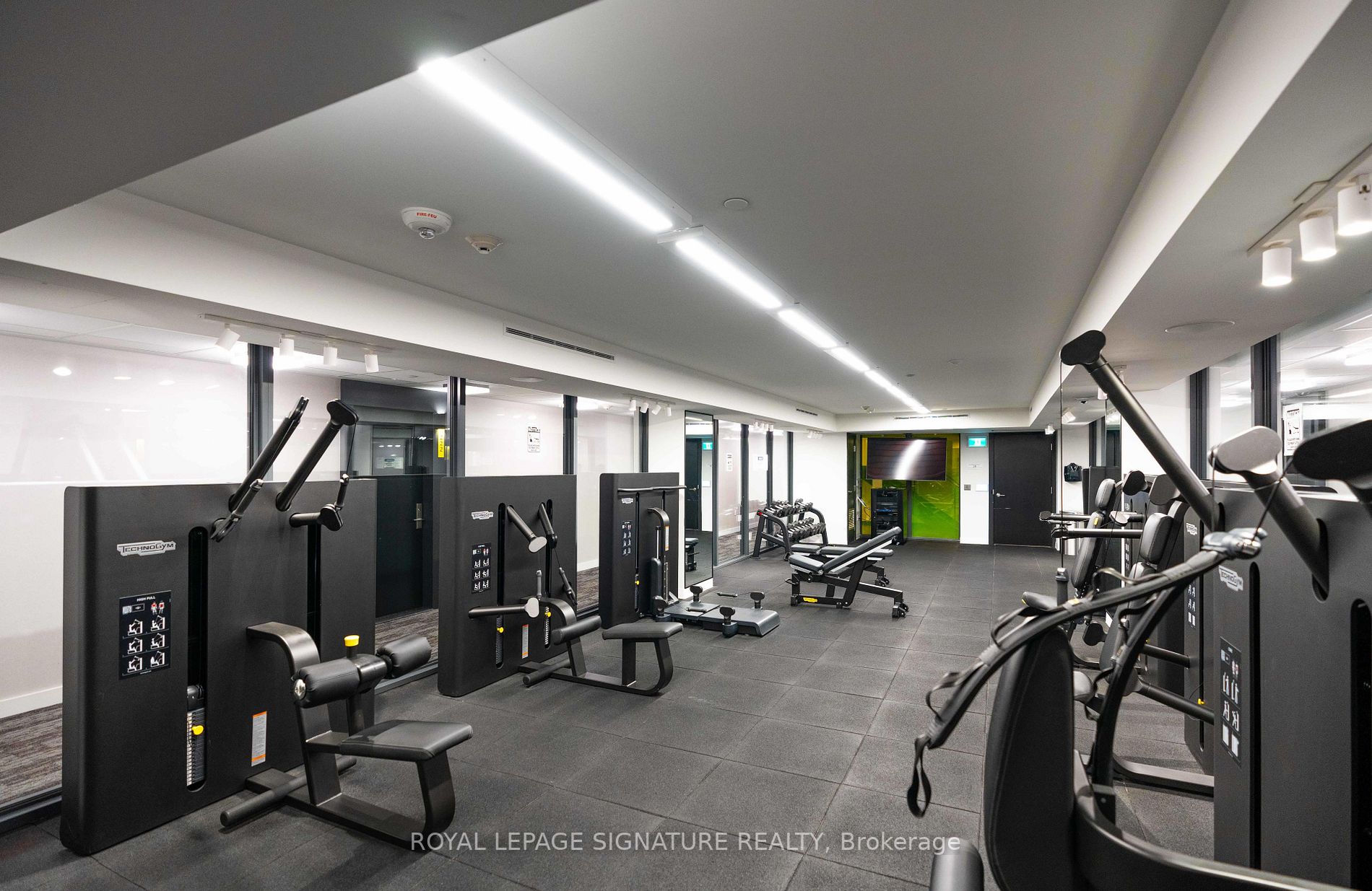 158 Front St E, #1402