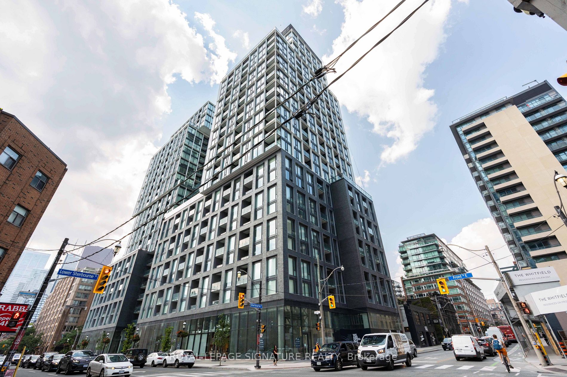 158 Front St E, #1402