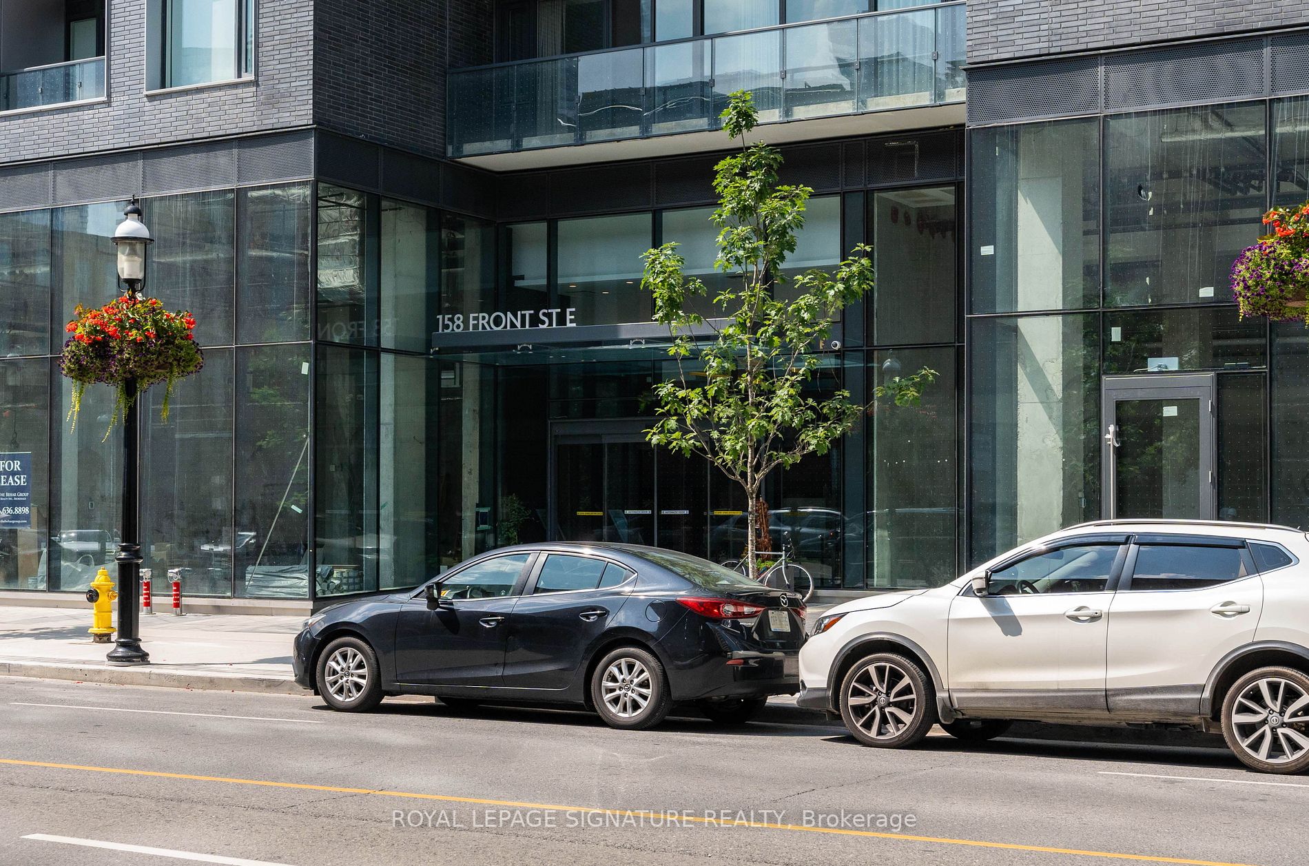 158 Front St E, #1402