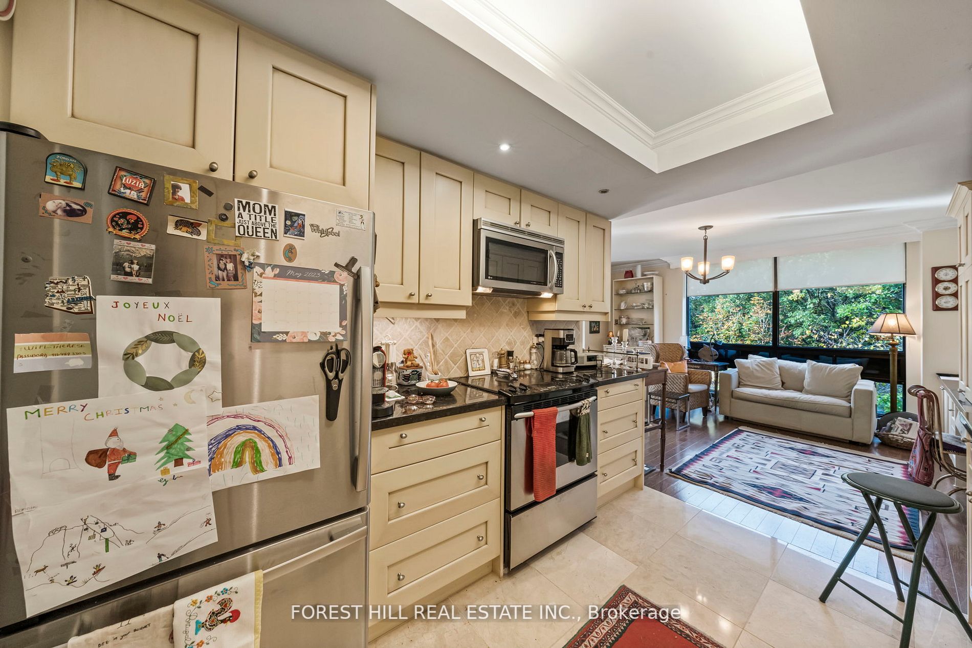 625 Avenue Rd, #302