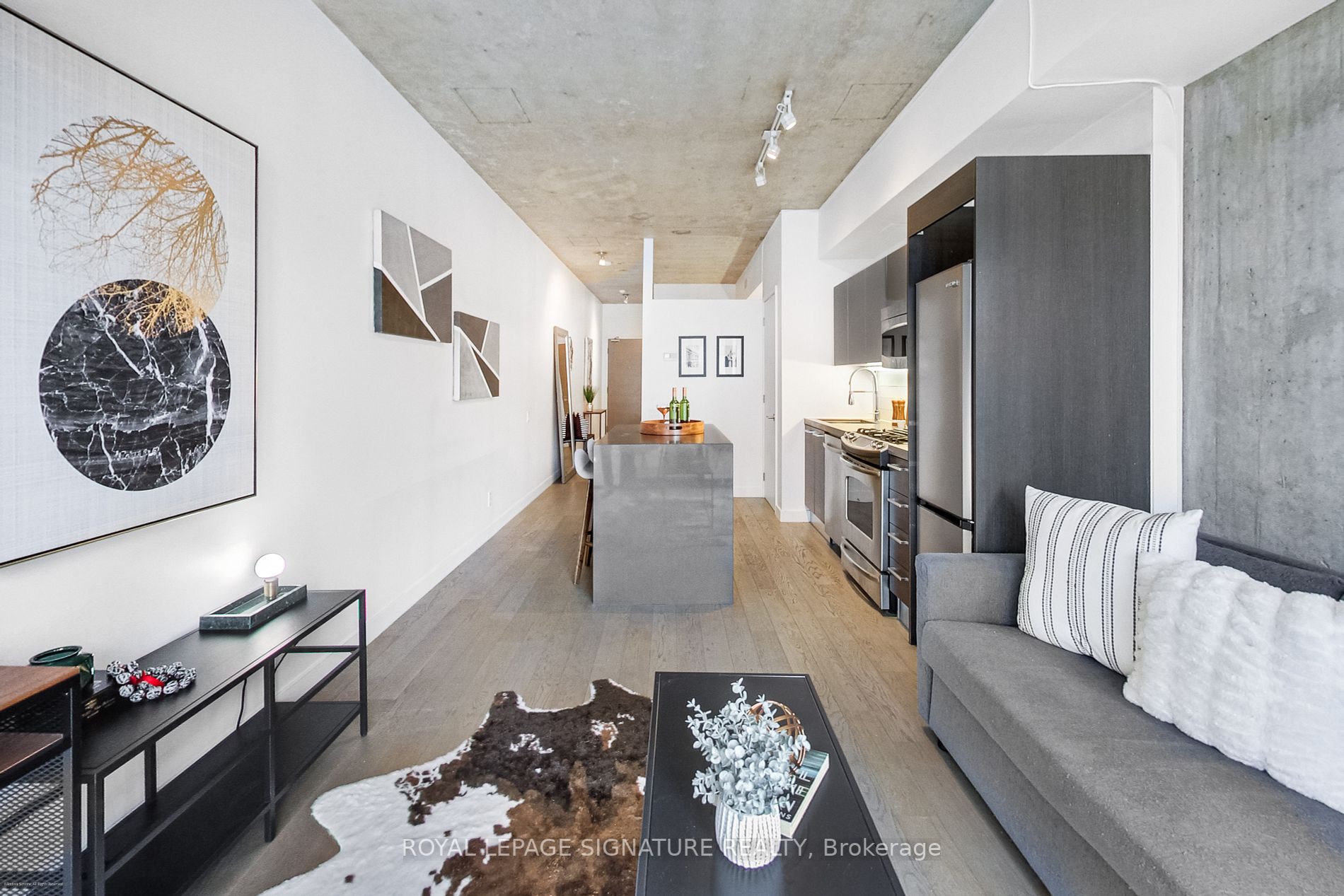 25 Stafford St, #410
