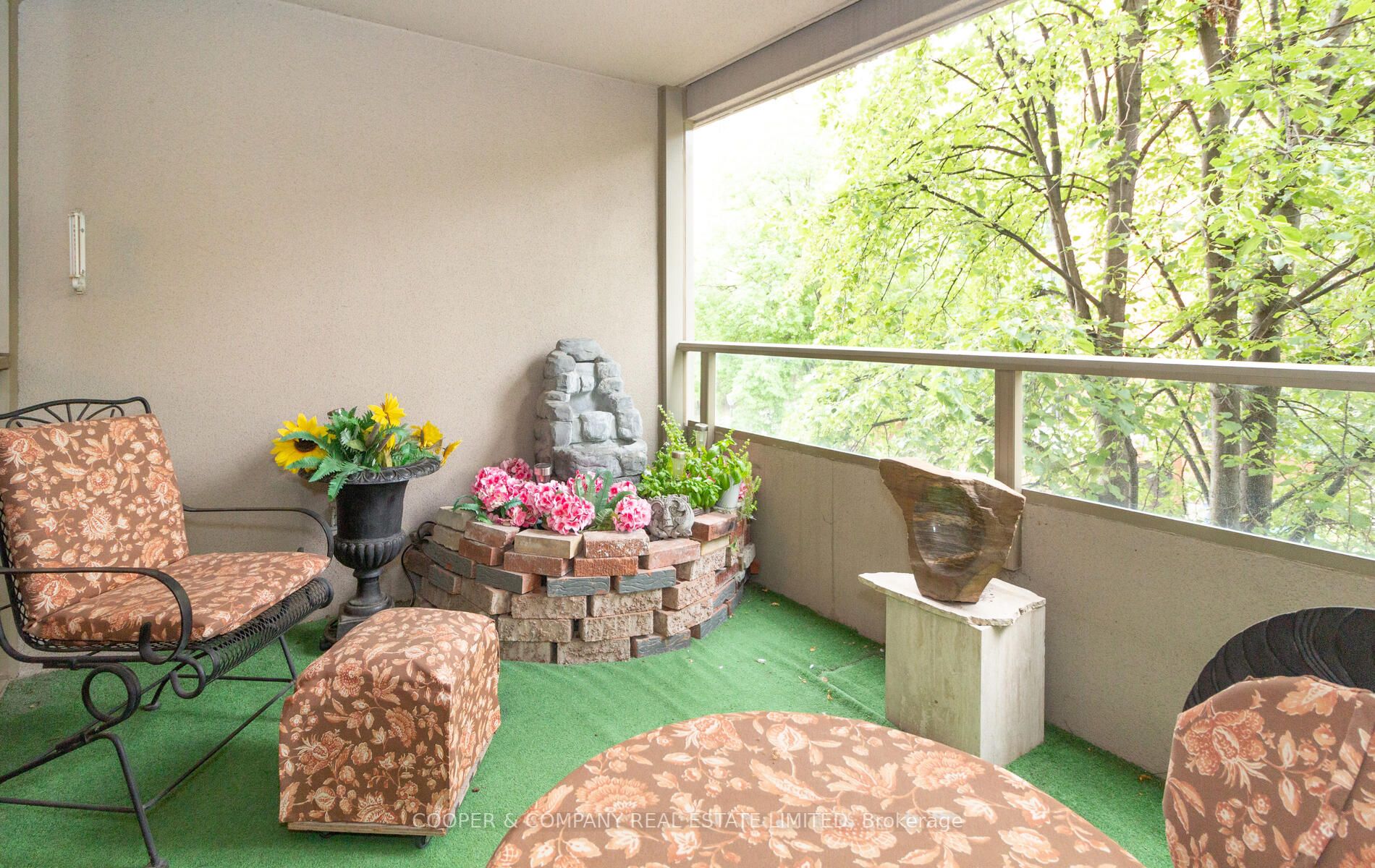 18 Lower Village Gate, #404