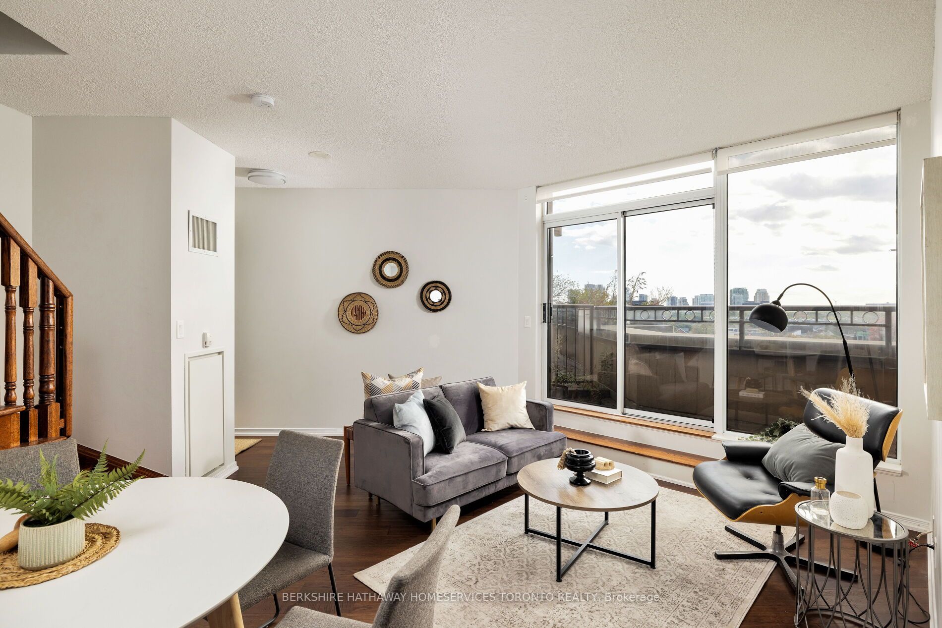 308 Palmerston Ave, #Ph18