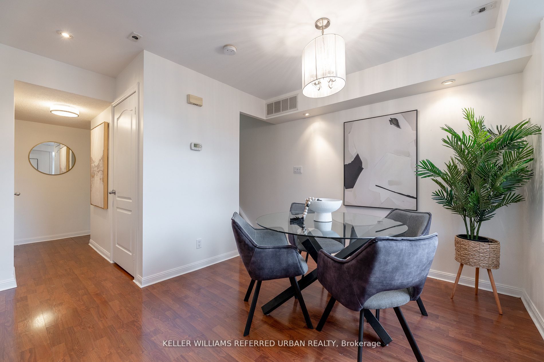 13 Sudbury St, #1304