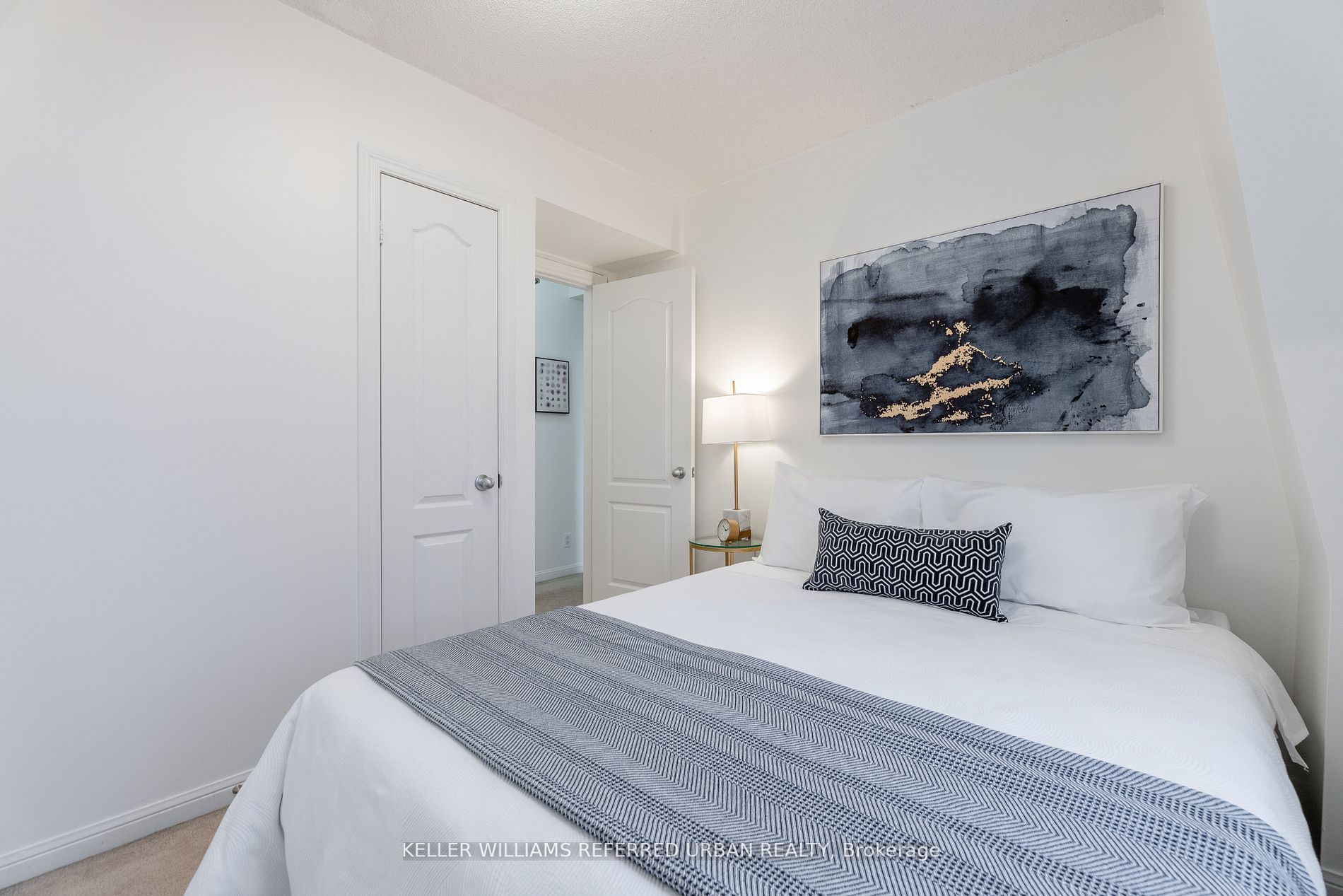13 Sudbury St, #1304