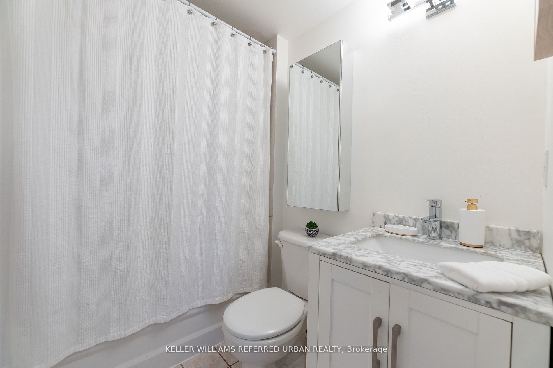 13 Sudbury St, #1304