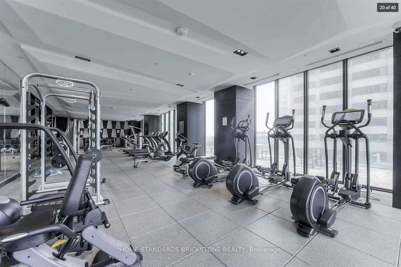 8 Eglinton Ave E, #2901