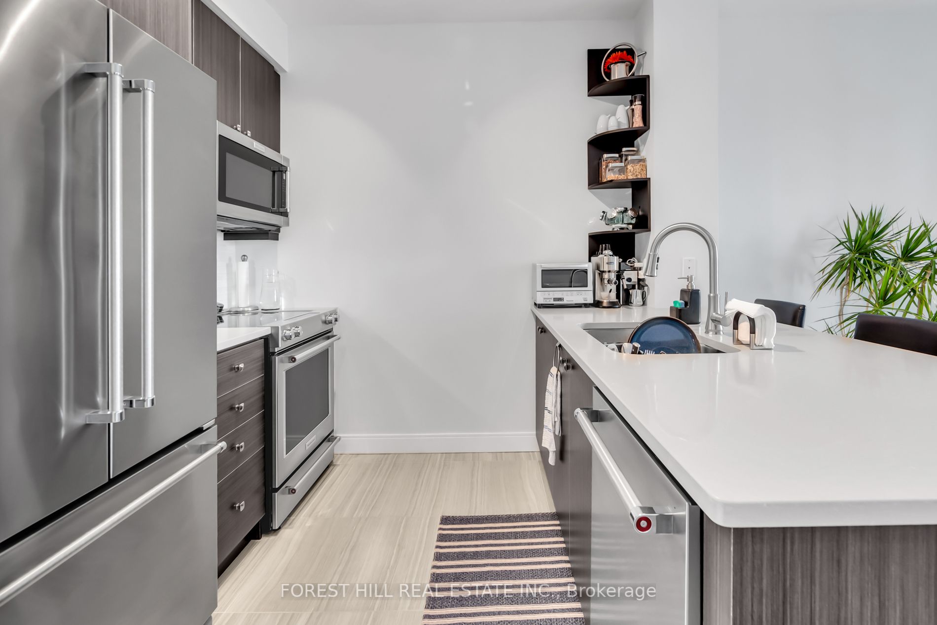 825 Church St, #1701