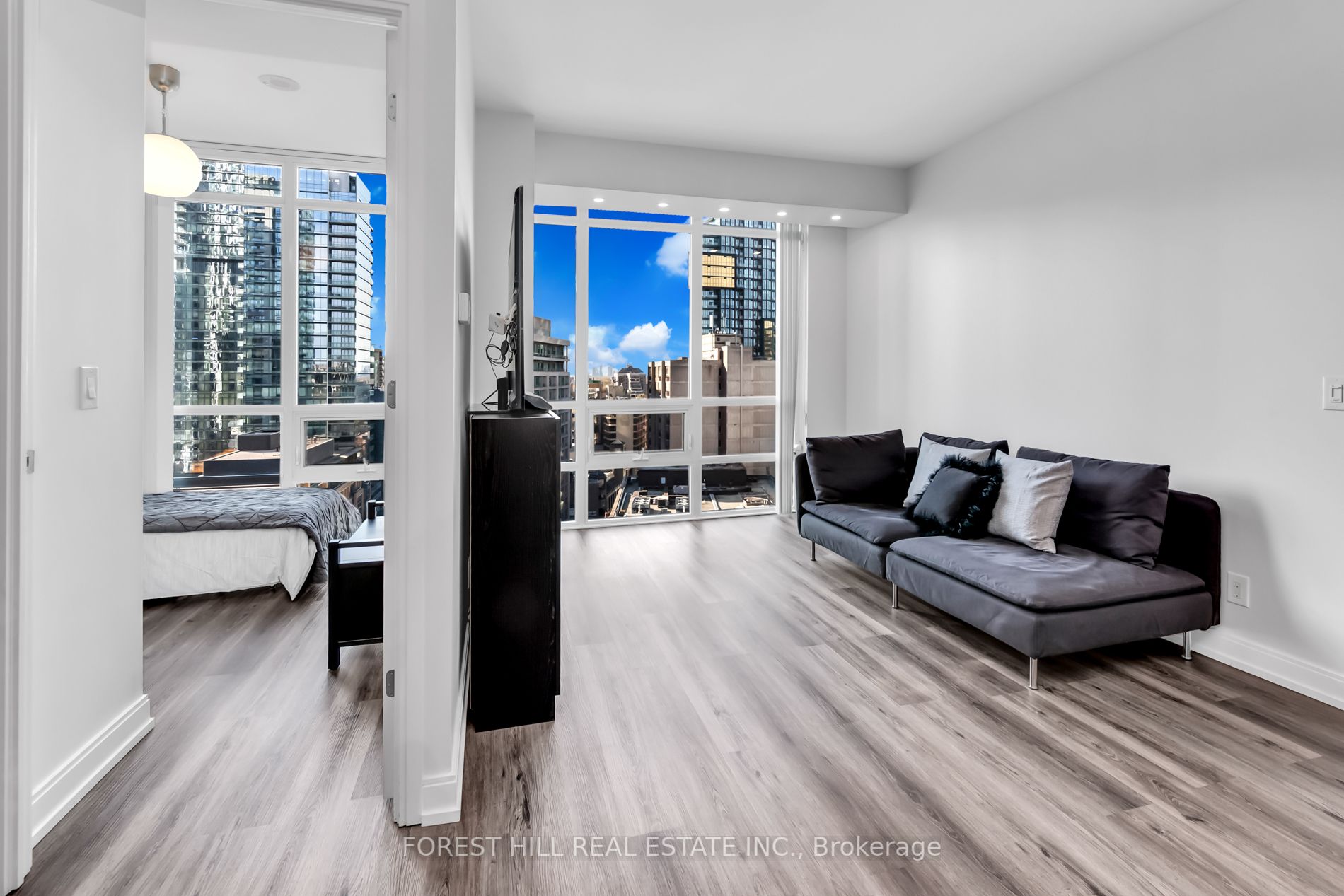 825 Church St, #1701