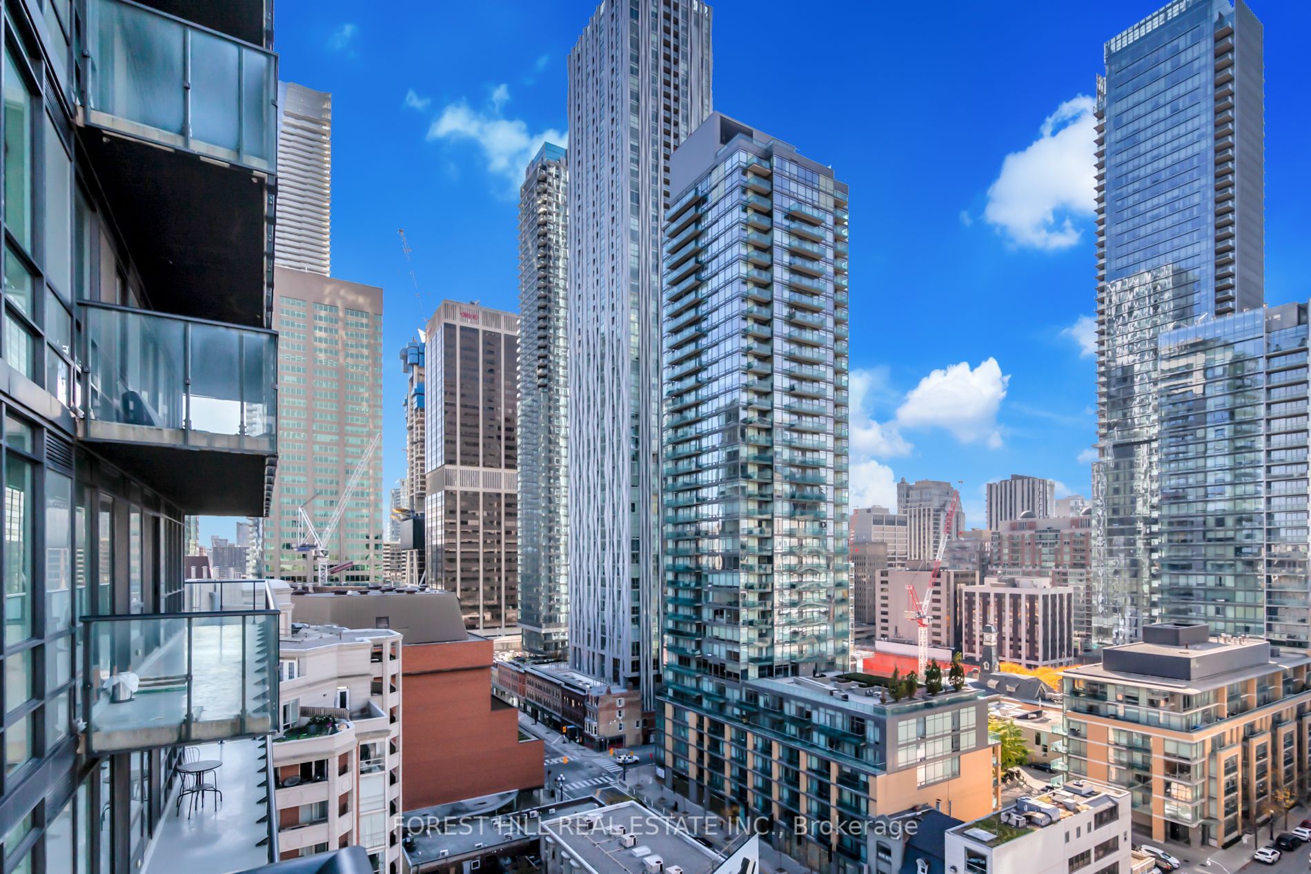 825 Church St, #1701