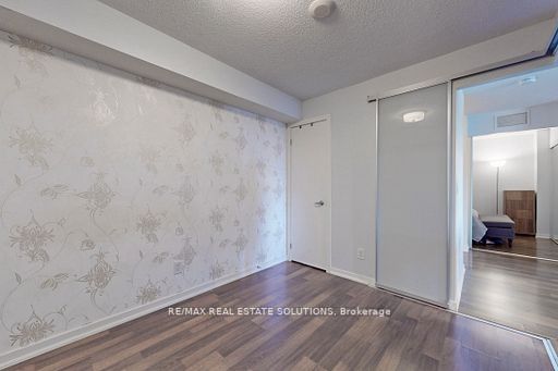 38 Joe Shuster Way, #611