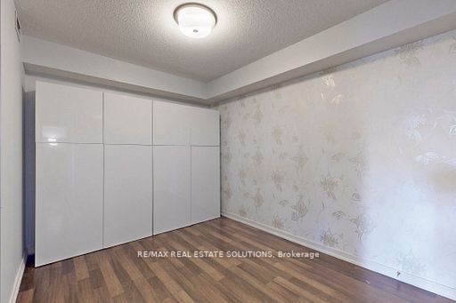 38 Joe Shuster Way, #611