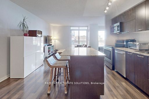 38 Joe Shuster Way, #611