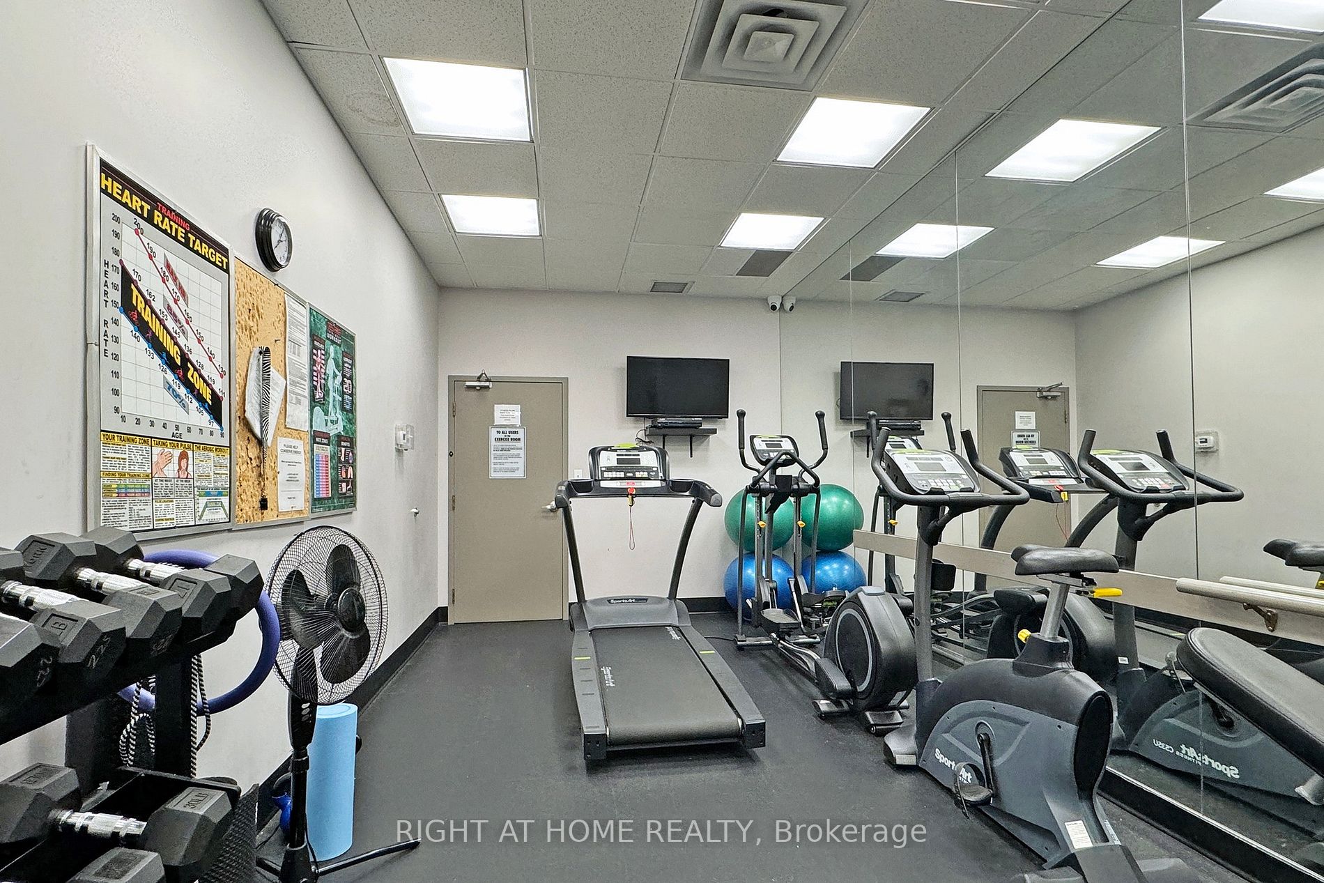 225 Merton St, #1008