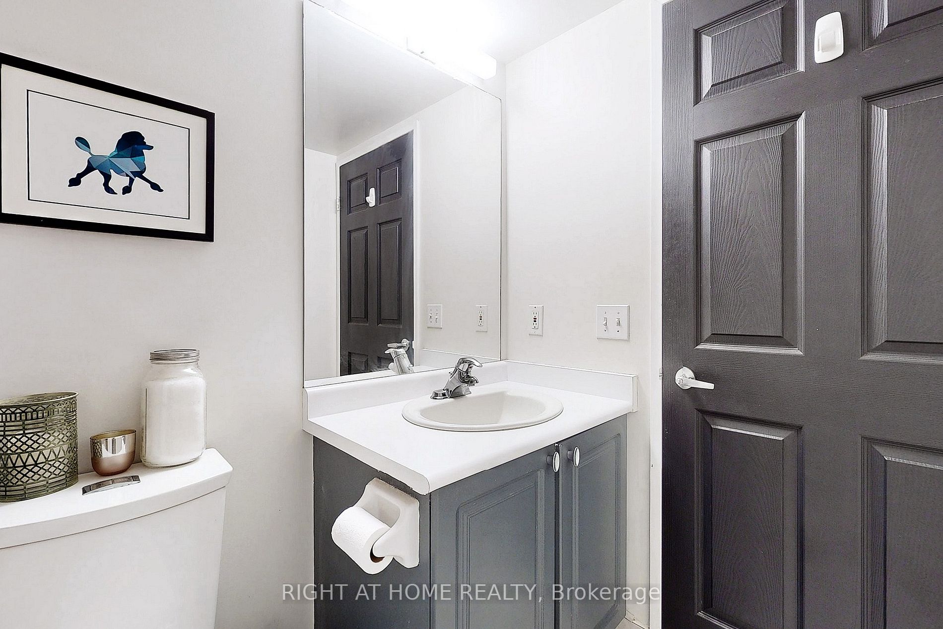 225 Merton St, #1008