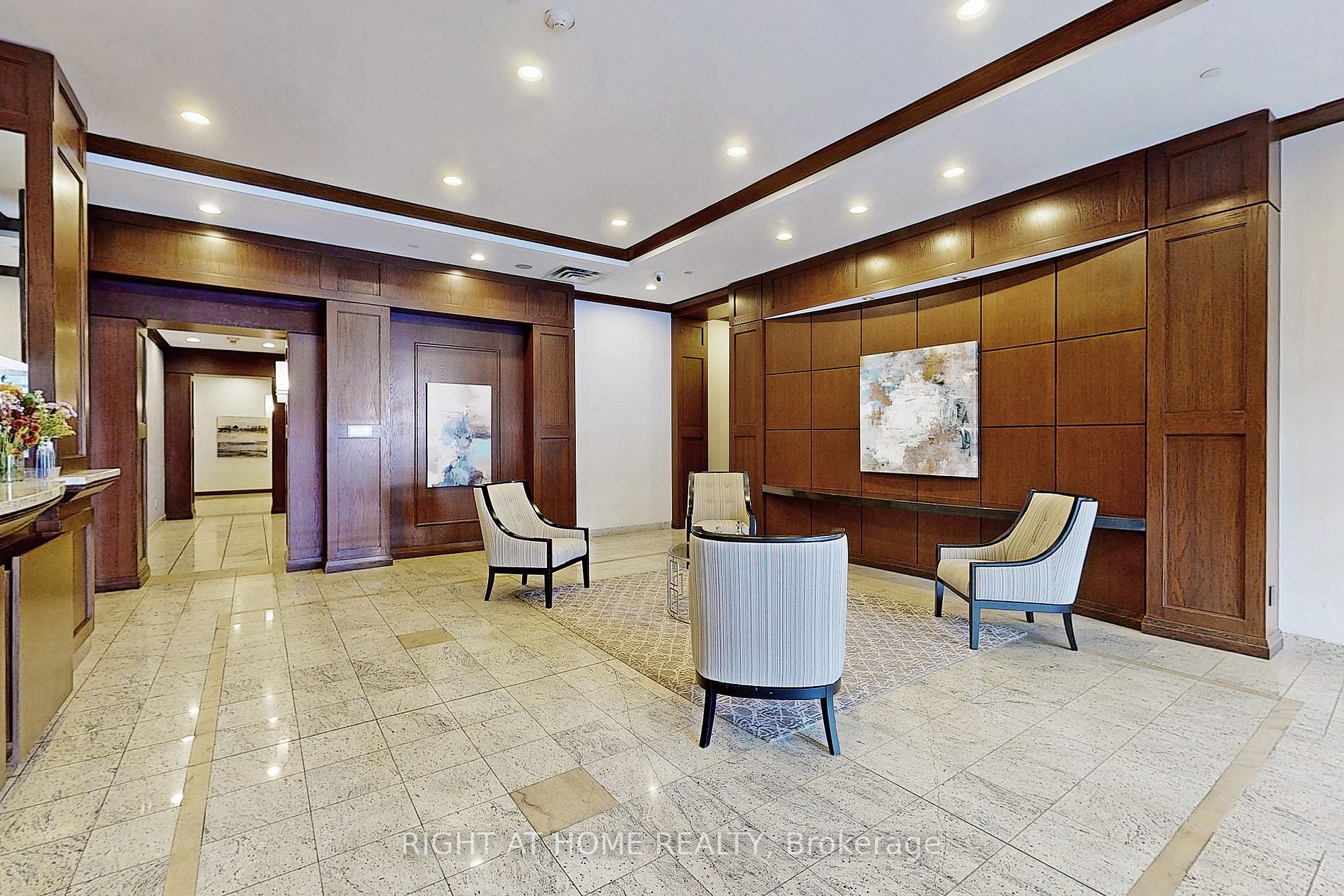 225 Merton St, #1008