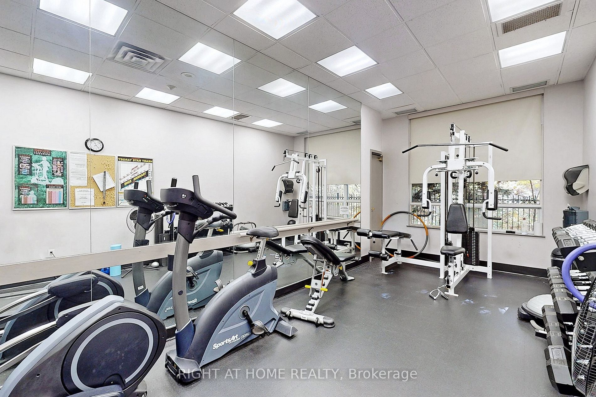 225 Merton St, #1008